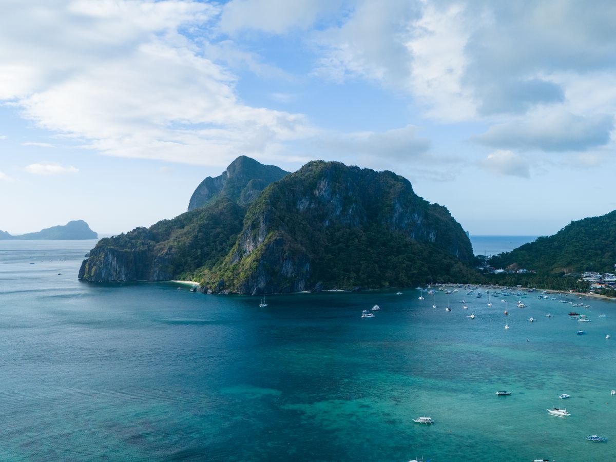 How we sequence a private Palawan boat day