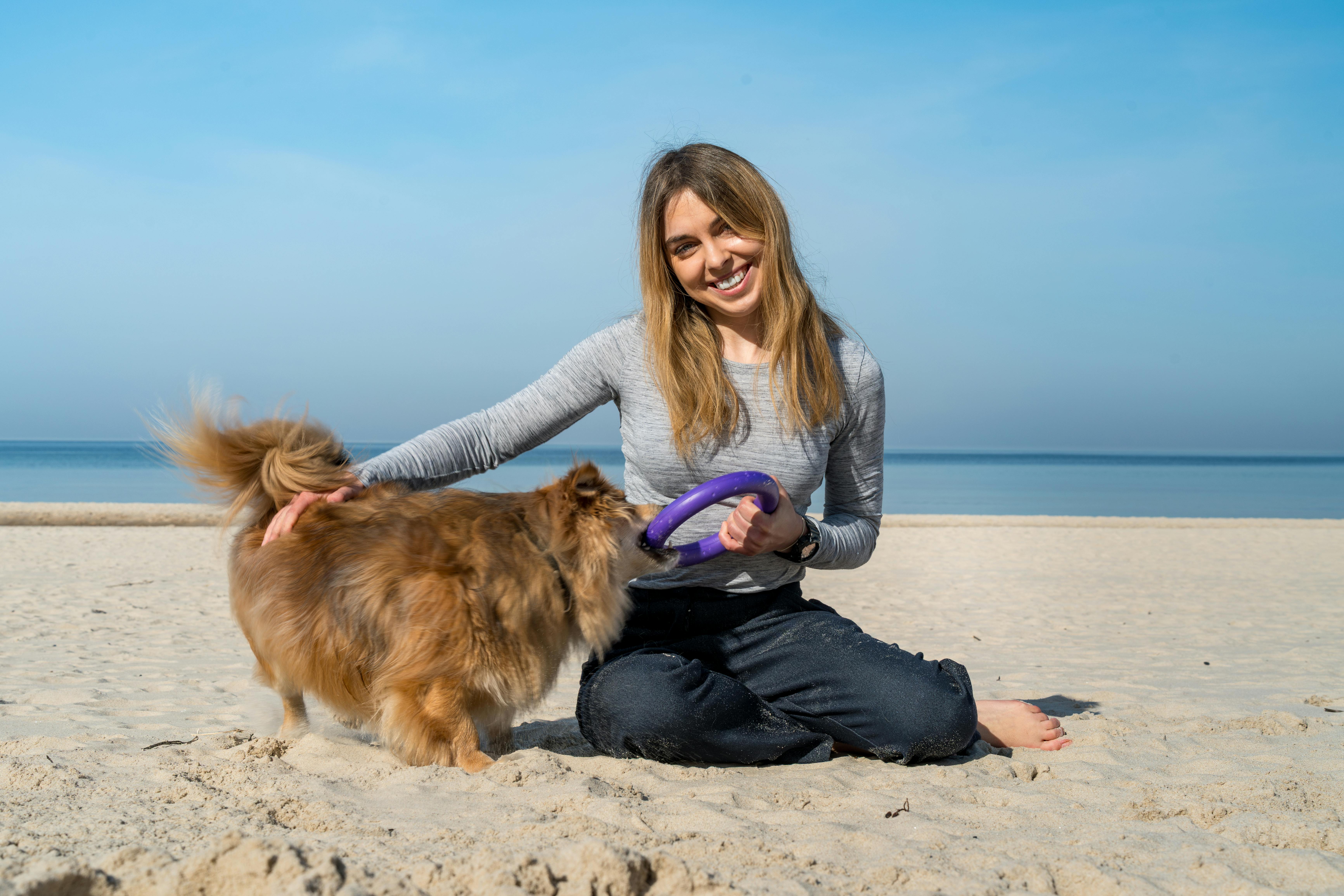 pet technology contact — Photo by Michał Robak on Pexels