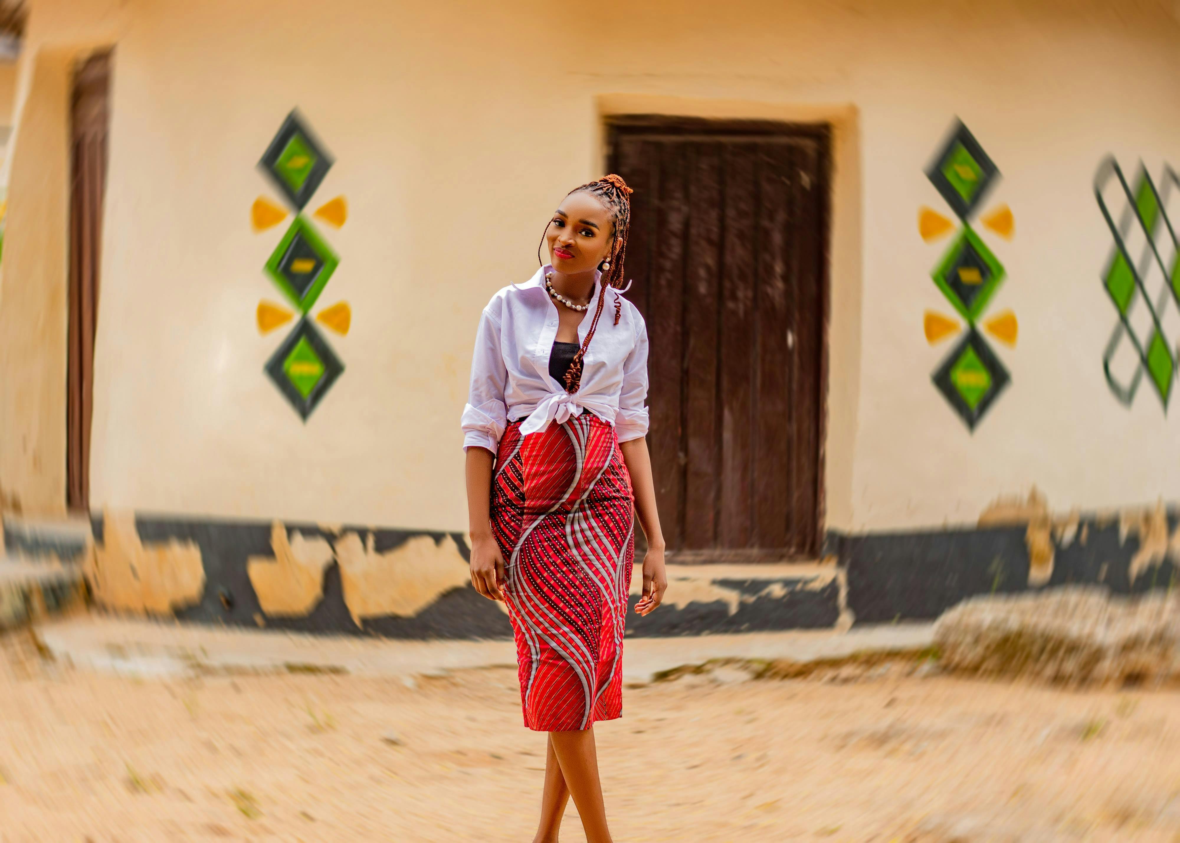 From vintage tops to maxi skirts, build your summer wardrobe with these it girl fashion trends — Photo by abubakar mamman on 