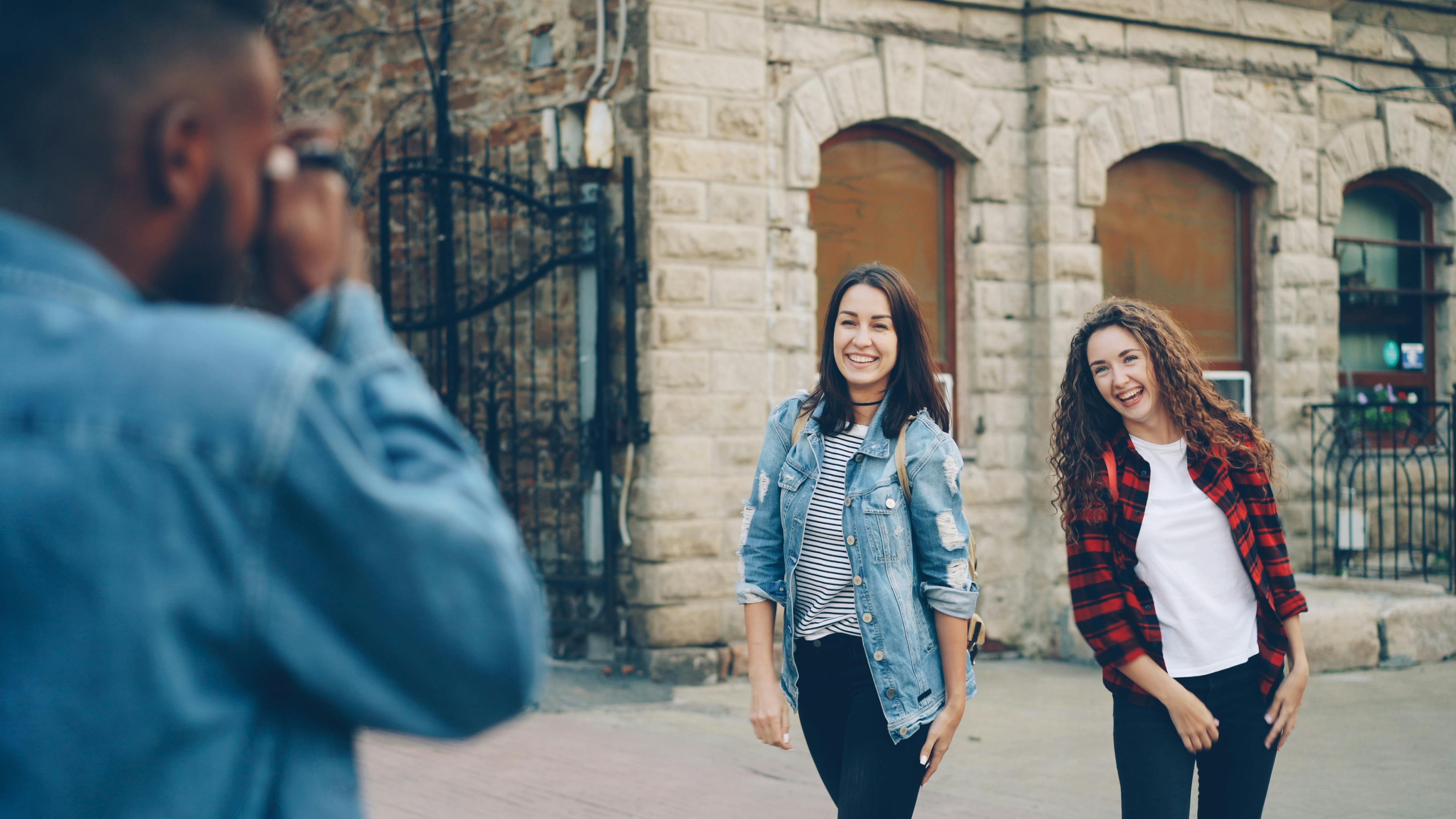 real estate buy sell rent real estate buy sell agreement montana — Photo by Vitaly Gariev on Pexels