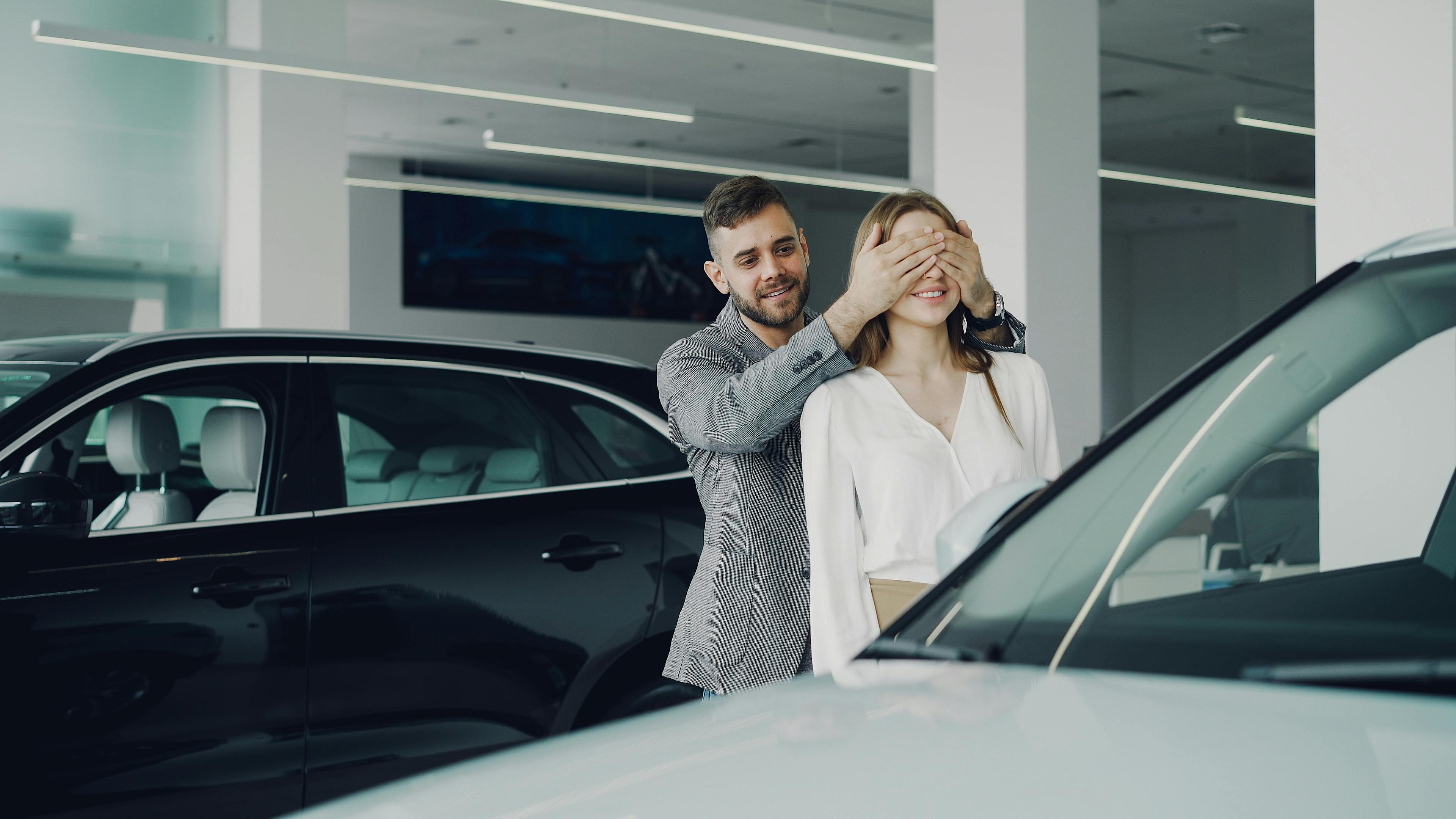 U.S. Auto Debt Reaches $1.68 Trillion, Overtaking Credit Cards — Photo by Vitaly Gariev on Pexels