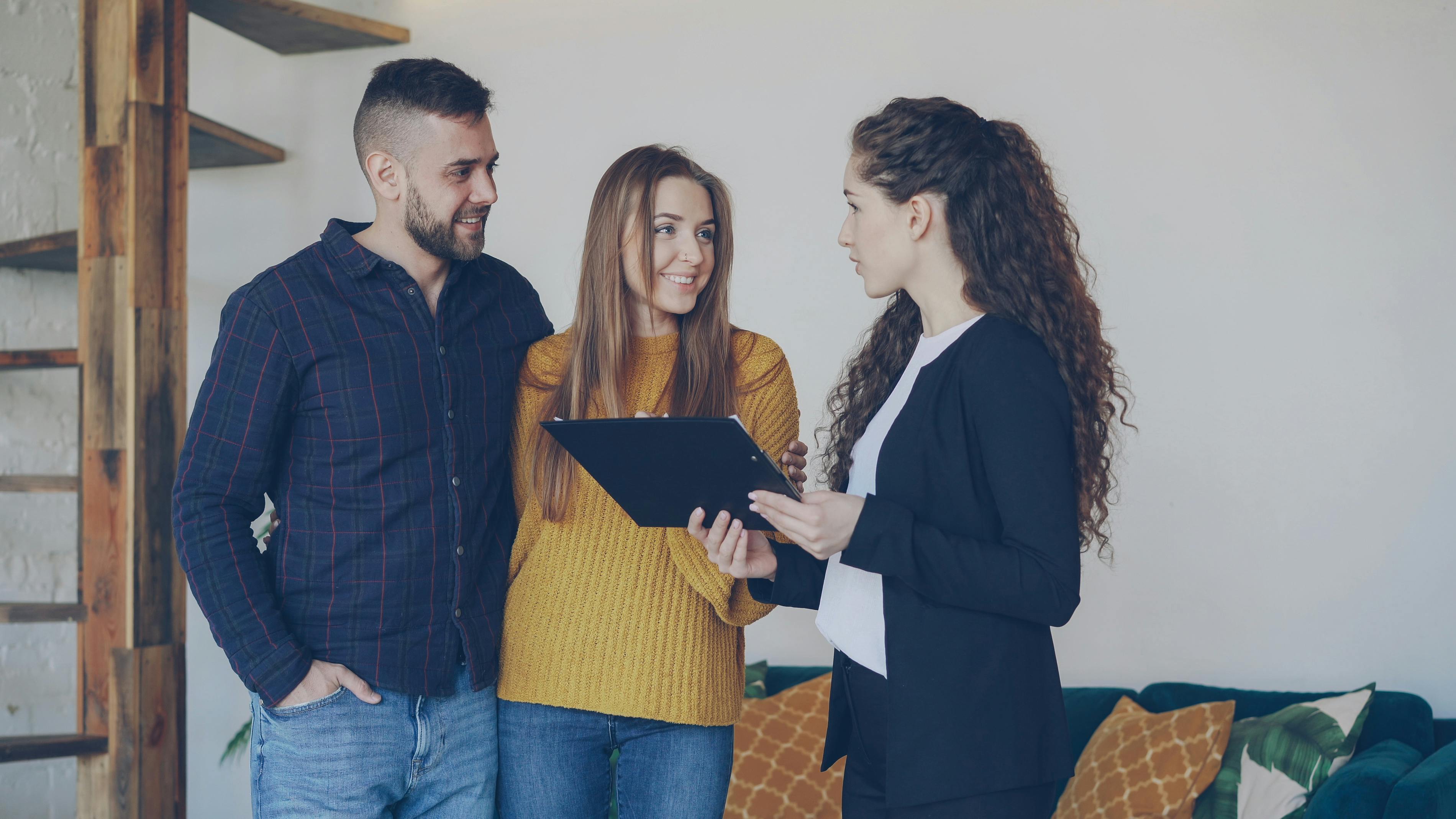 property management real estate investing — Photo by Vitaly Gariev on Pexels