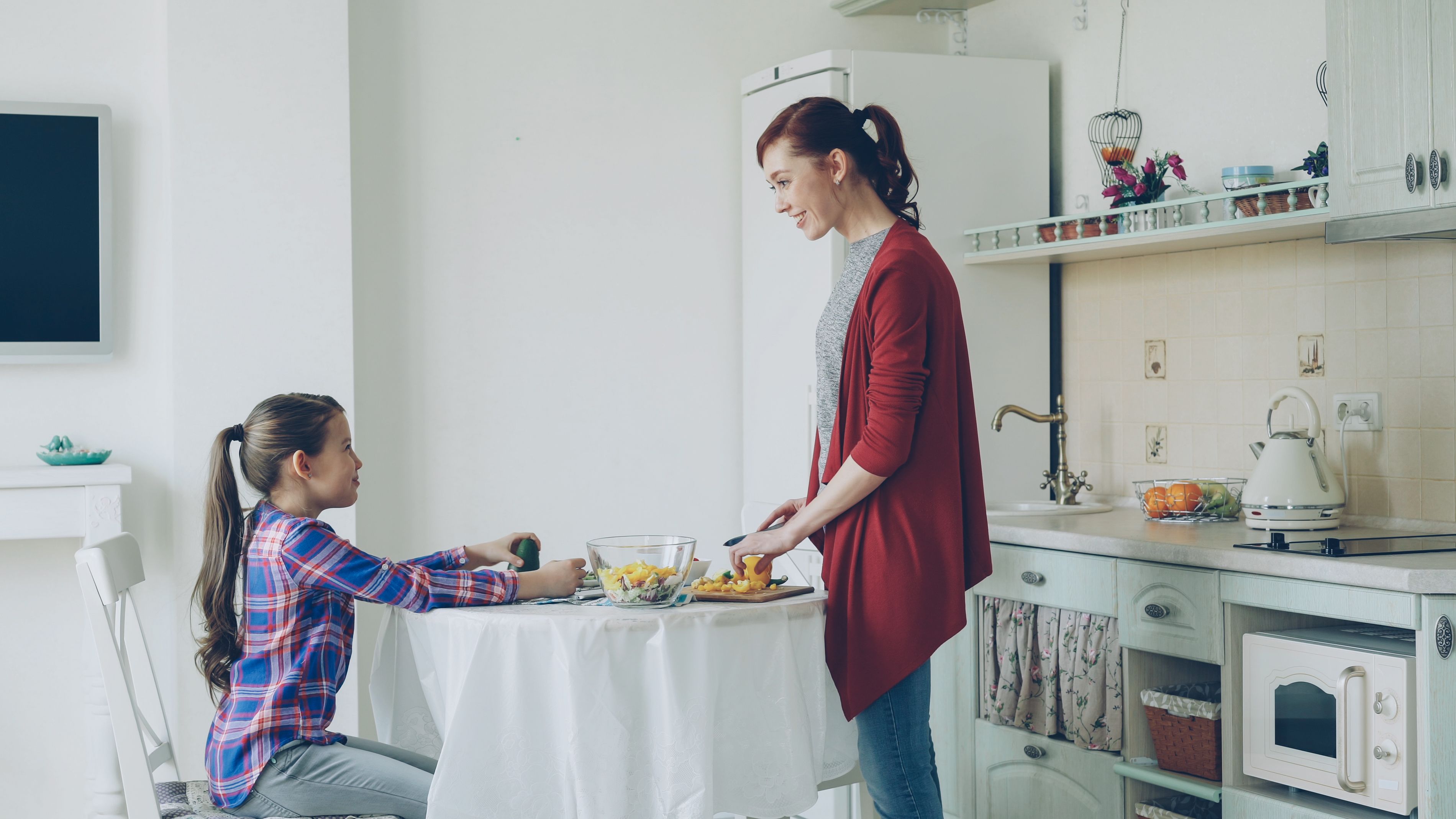 home cooking kitchen hacks — Photo by Vitaly Gariev on Pexels
