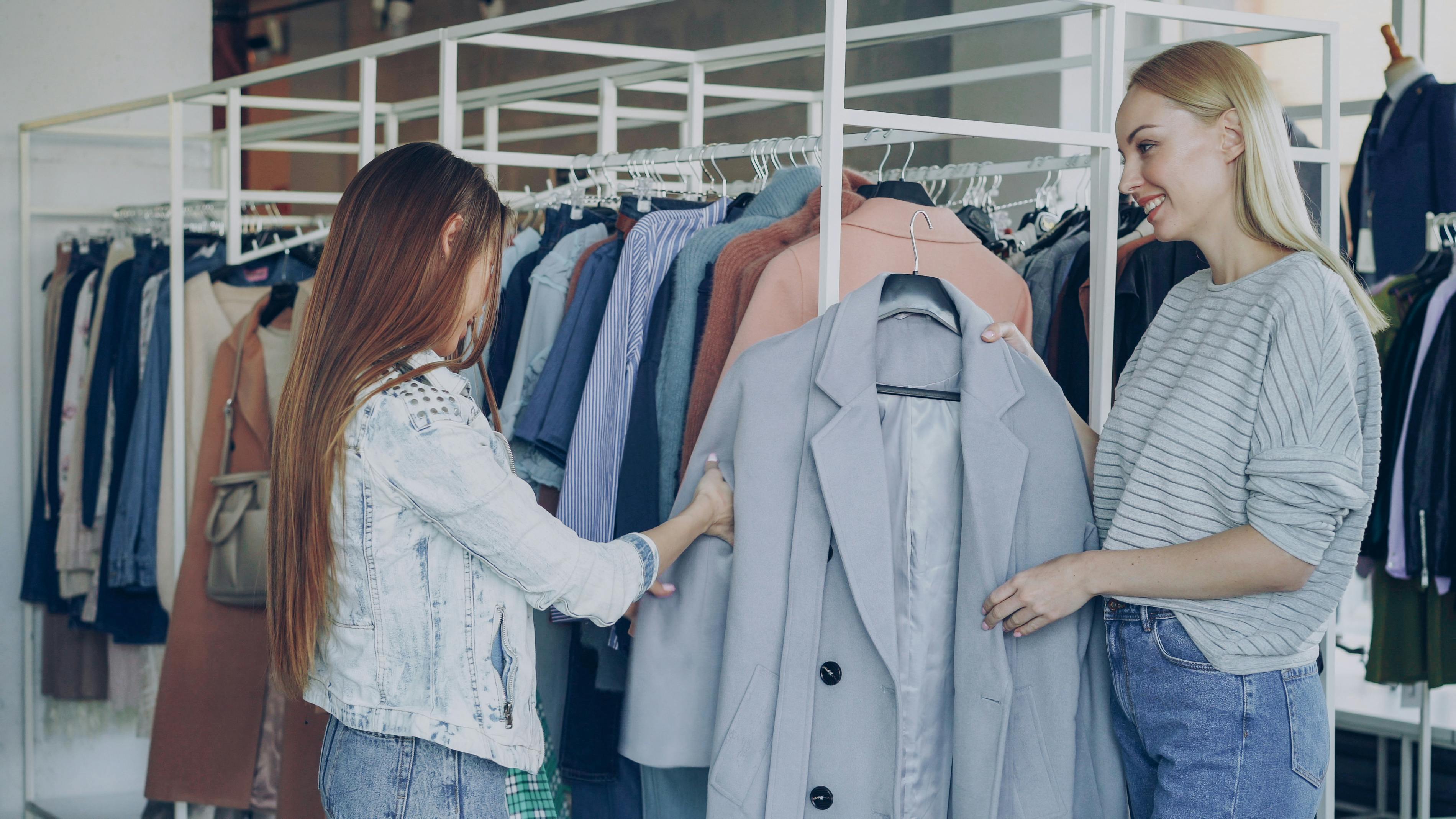 Meghan Markle Is Selling Her Wardrobe On AI Fashion Platform OneOff, And You Can Shop It Now — Photo by Vitaly Gariev on Pexe