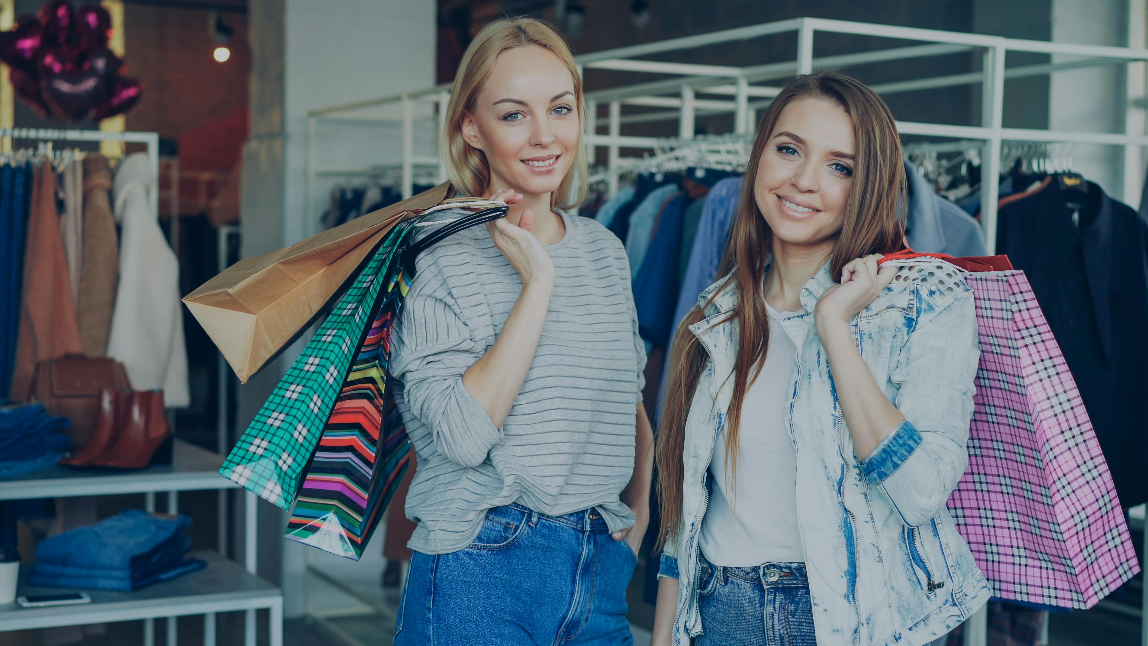 general lifestyle shop online legit — Photo by Vitaly Gariev on Pexels