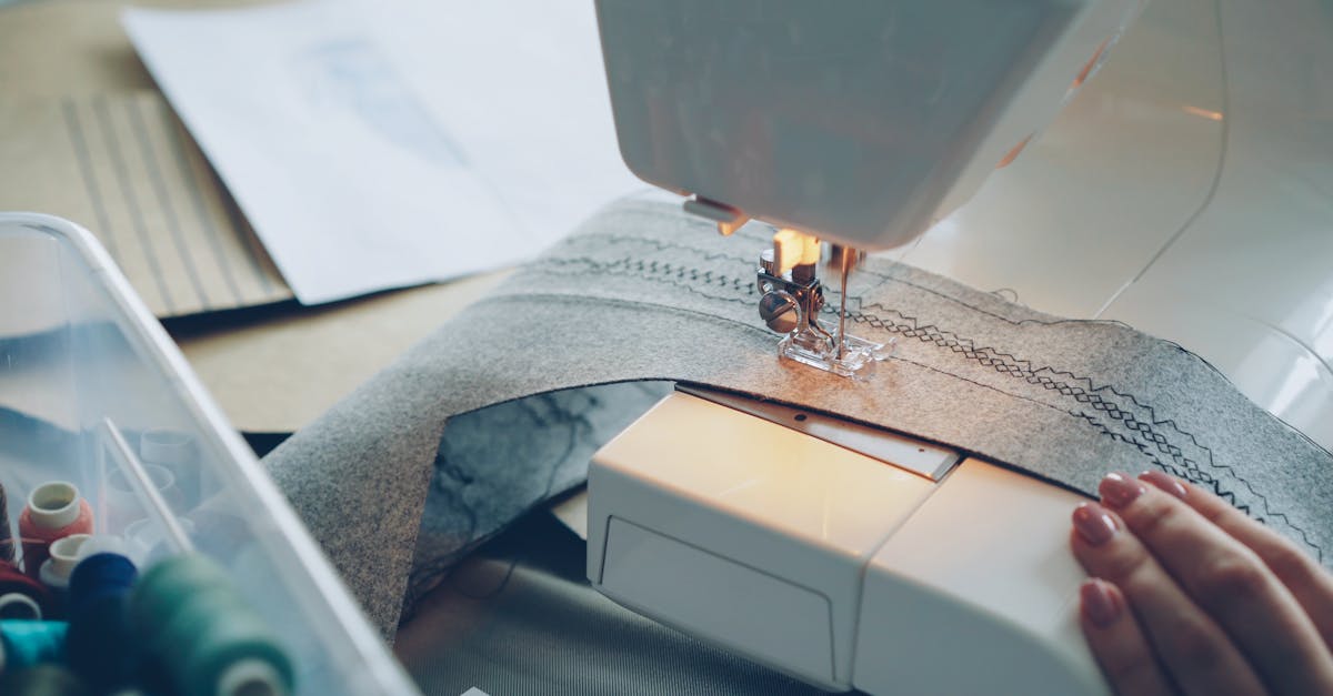 南應大推3項親子舊衣再生計畫 用縫紉刺繡實踐永續生活