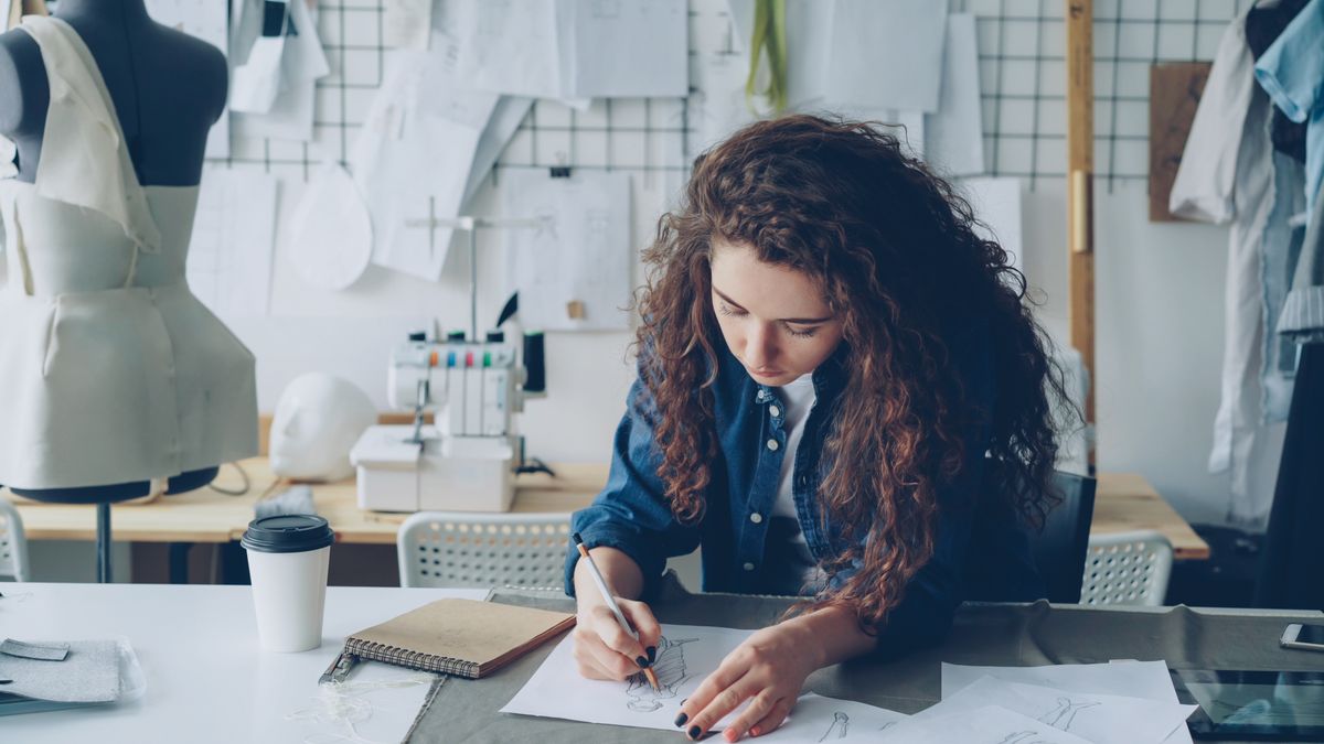 A designer working on an ad creative