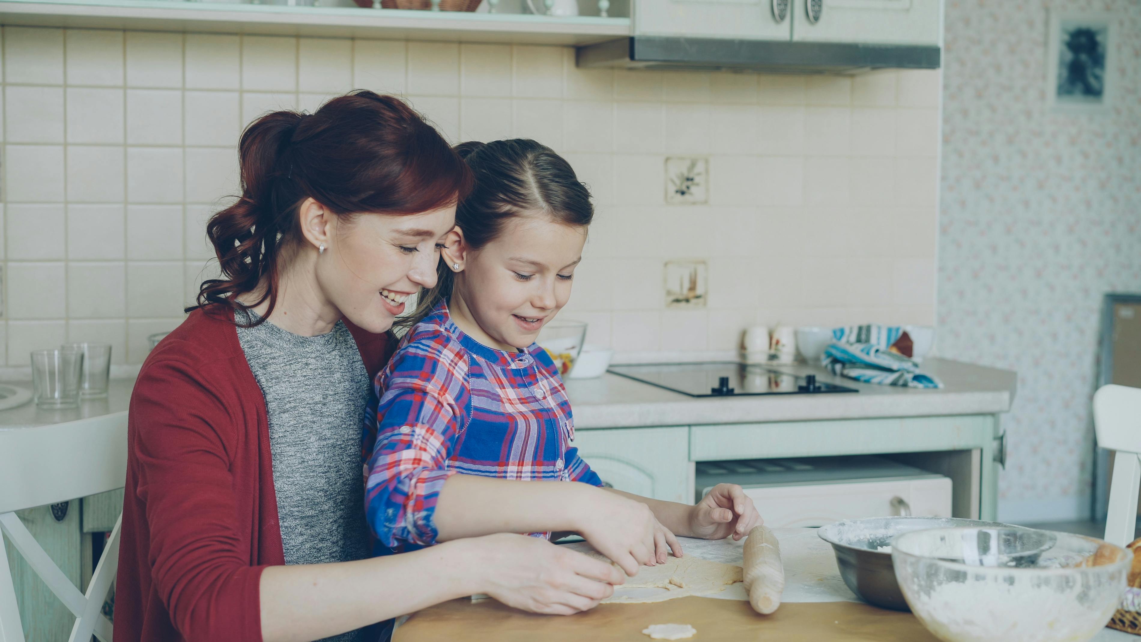 Easy recipes for a budget-friendly Mother’s Day gathering — Photo by Vitaly Gariev on Pexels