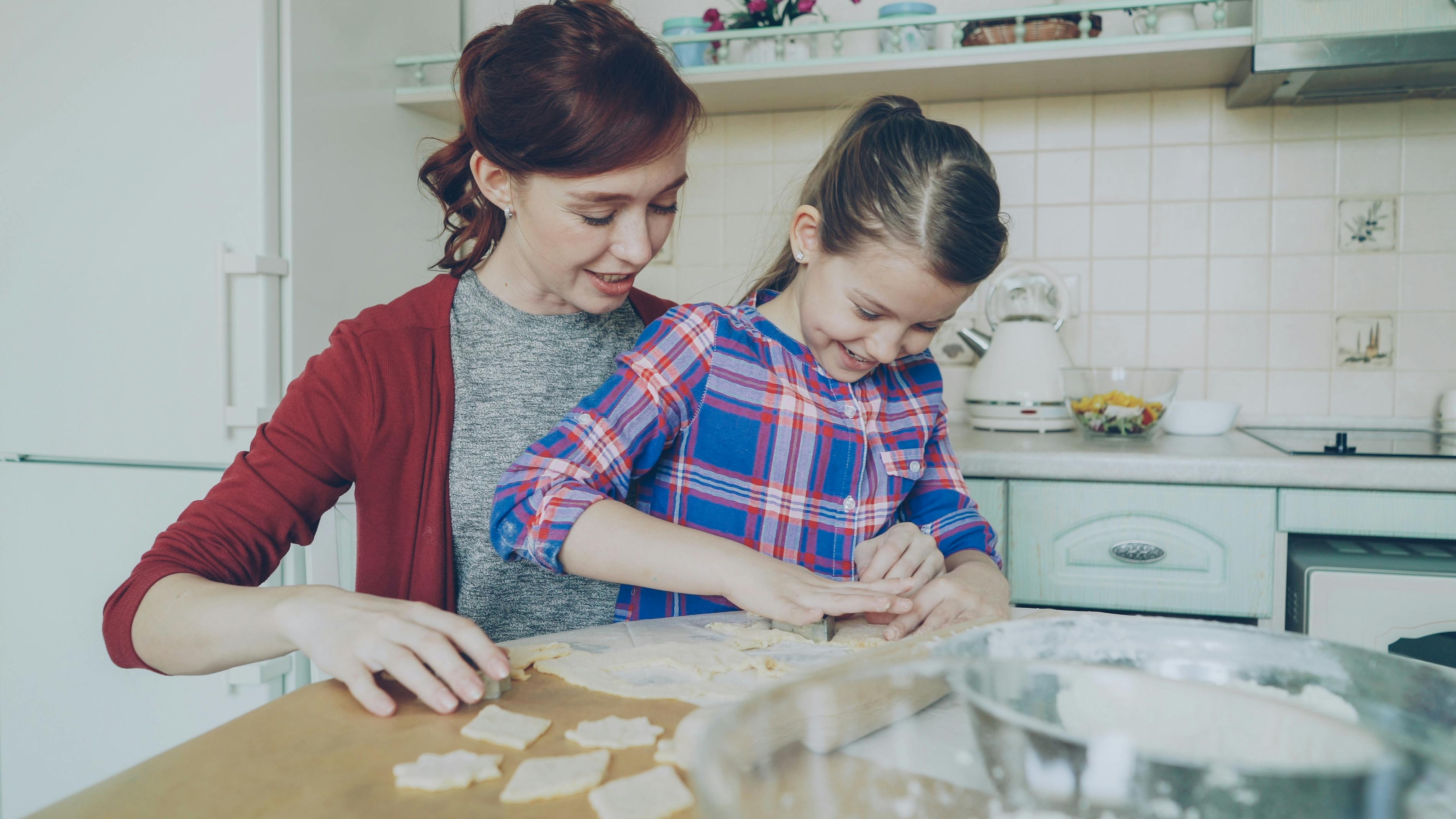 Easy recipes for a budget-friendly Mother’s Day gathering — Photo by Vitaly Gariev on Pexels