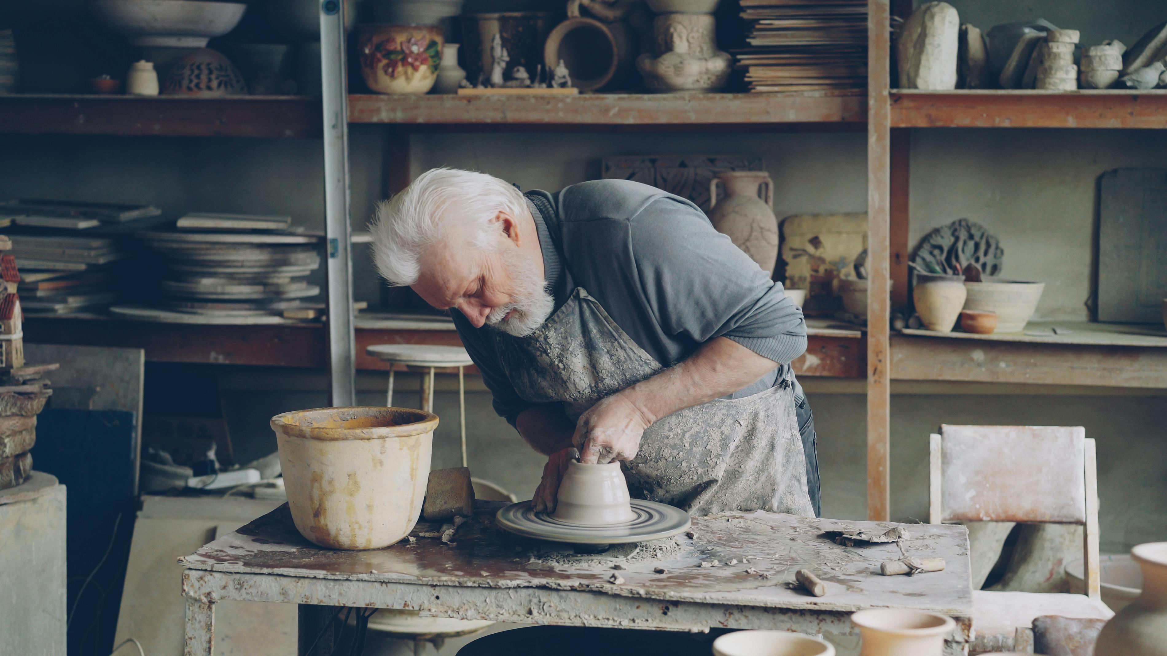 Dave Ramsey says: Your talent can be your side hustle — Photo by Vitaly Gariev on Pexels