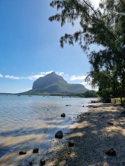 Vue panoramique du Morne Brabant et de la plage de l'Île Maurice