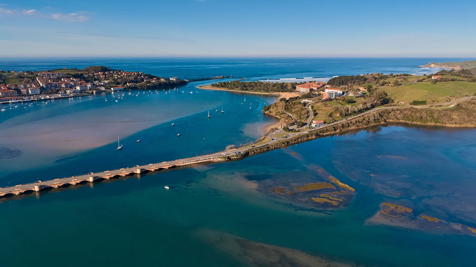 Yacht charter en la bahía de Santander — imagen 2