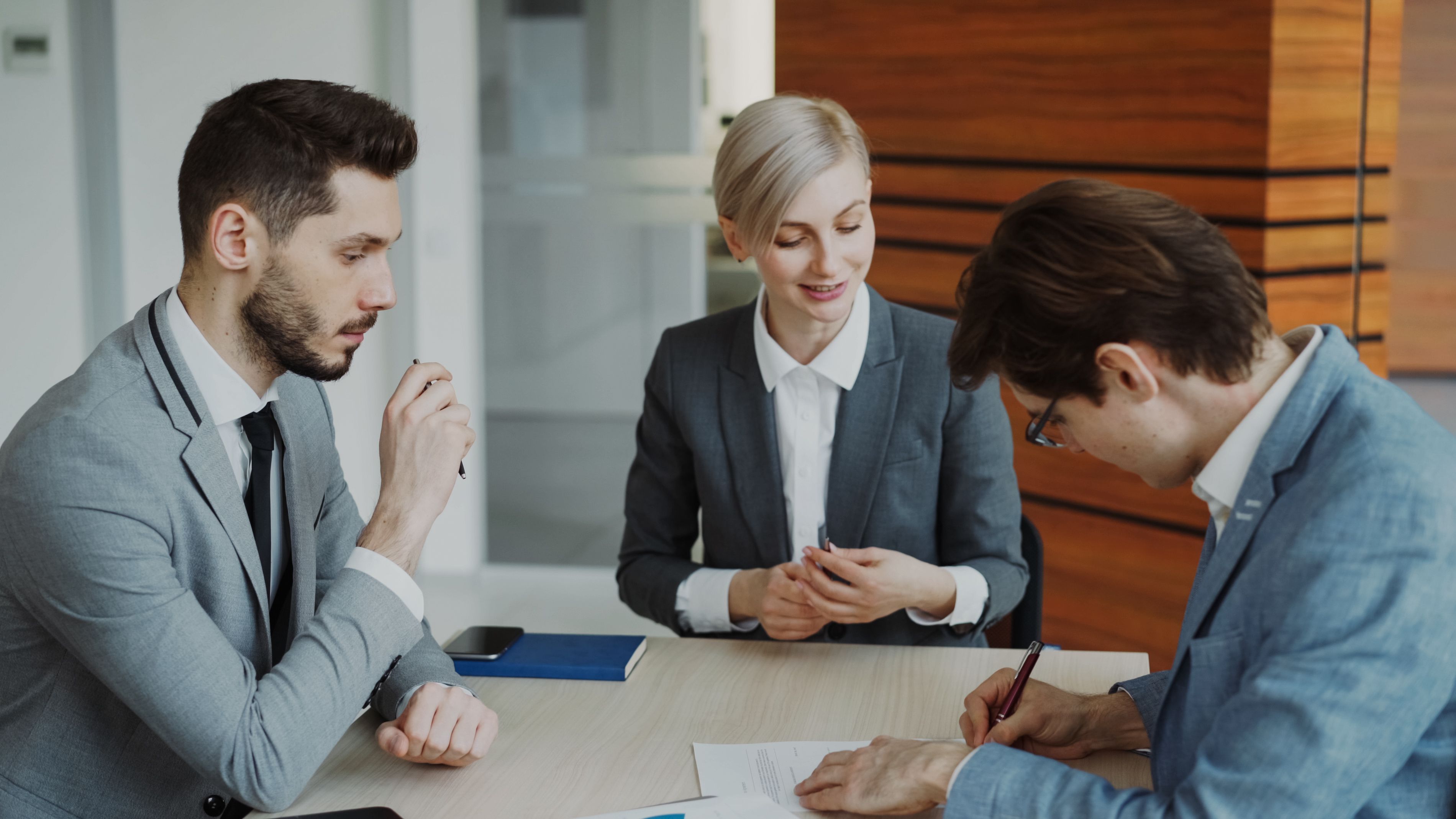 Équipe TERANGA BUSINESS en réunion