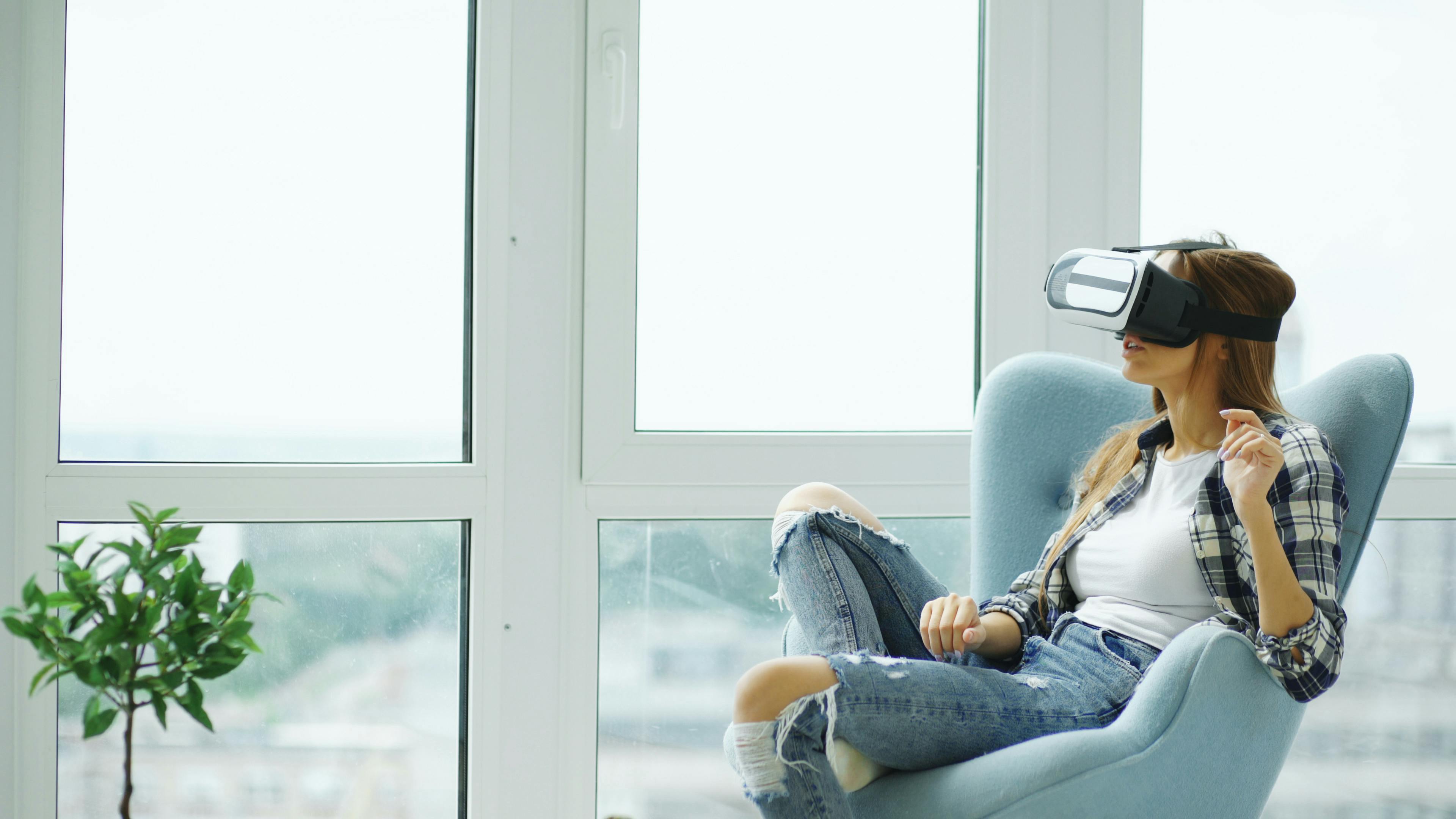 Smart home adoption surges as energy savings lead trend — Photo by Vitaly Gariev on Pexels