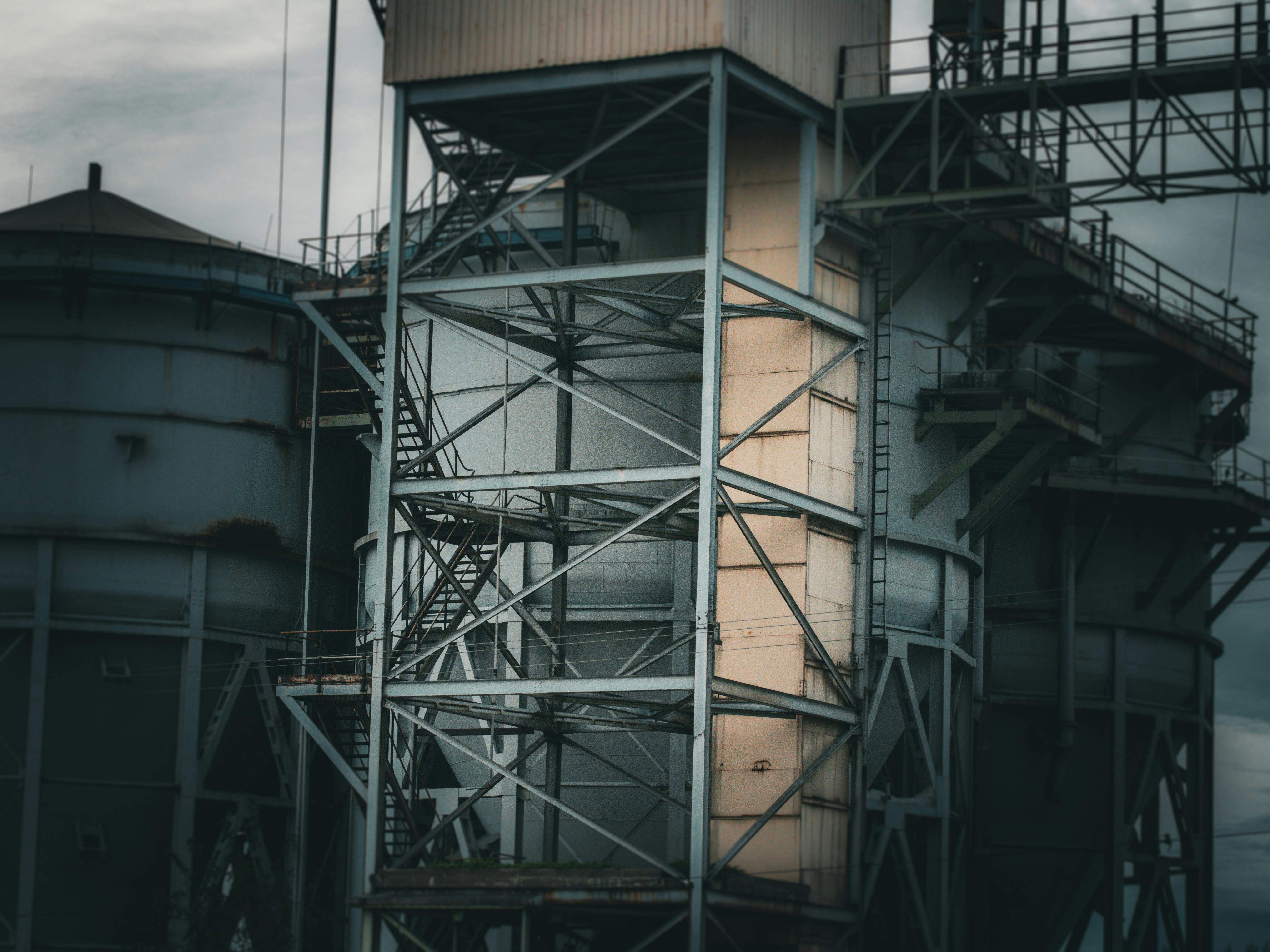 Platform Engineering: Building Internal Developer Platforms to Improve Developer Productivity — Photo by Ryan Lansdown on Pex