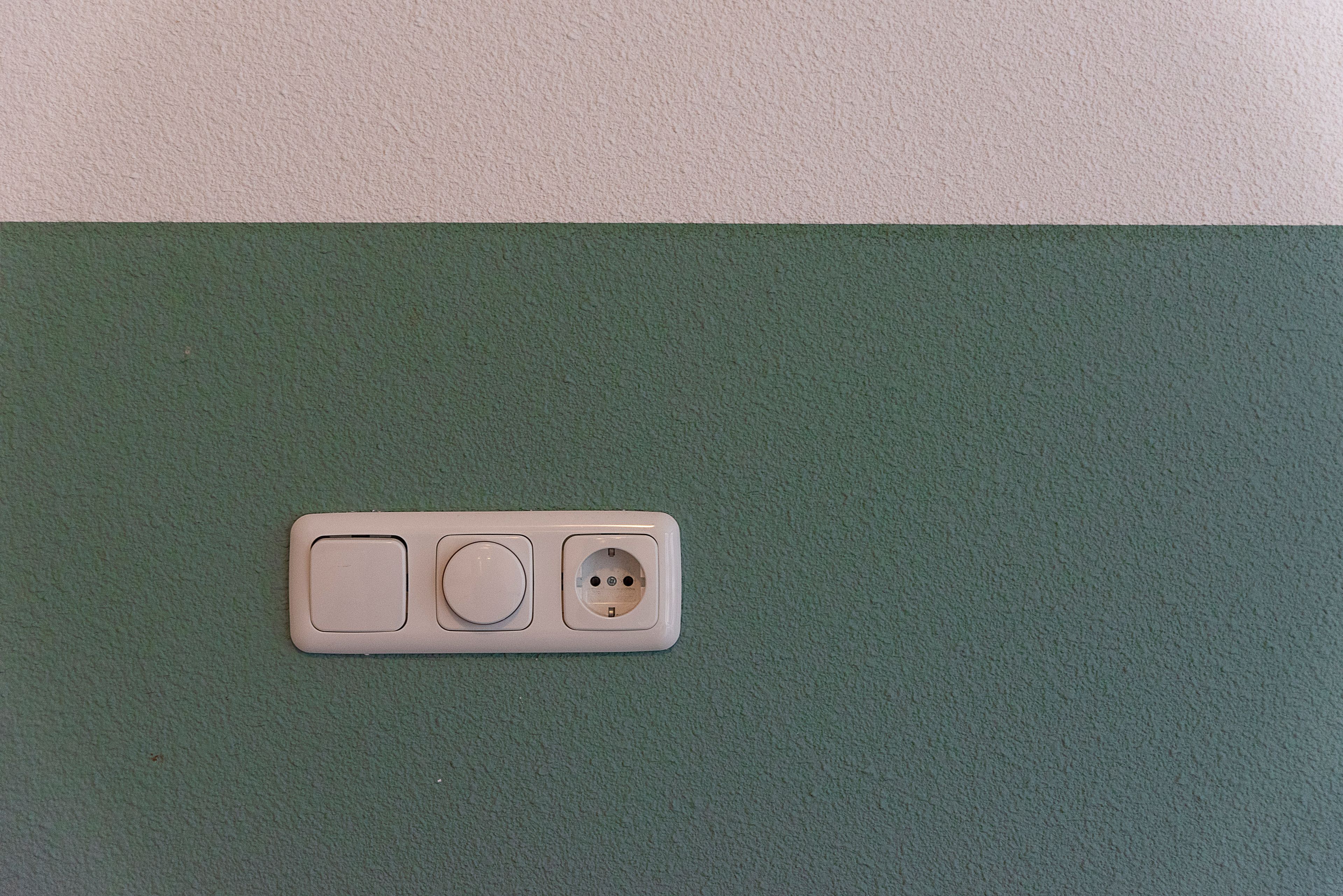 13A Twin Switched Socket