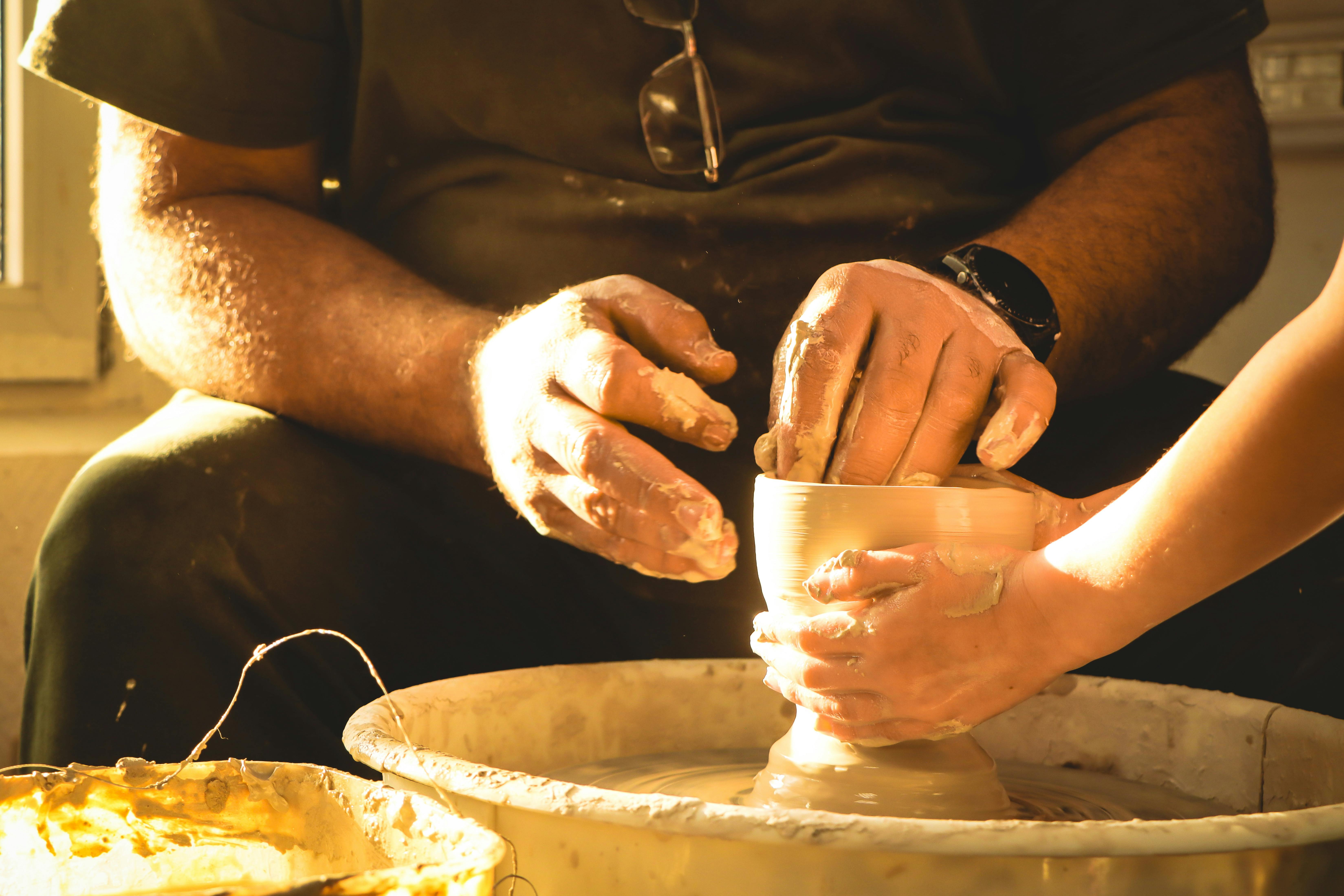 Crafts hobbies are making a comeback in the digital age — Photo by 3B on Pexels