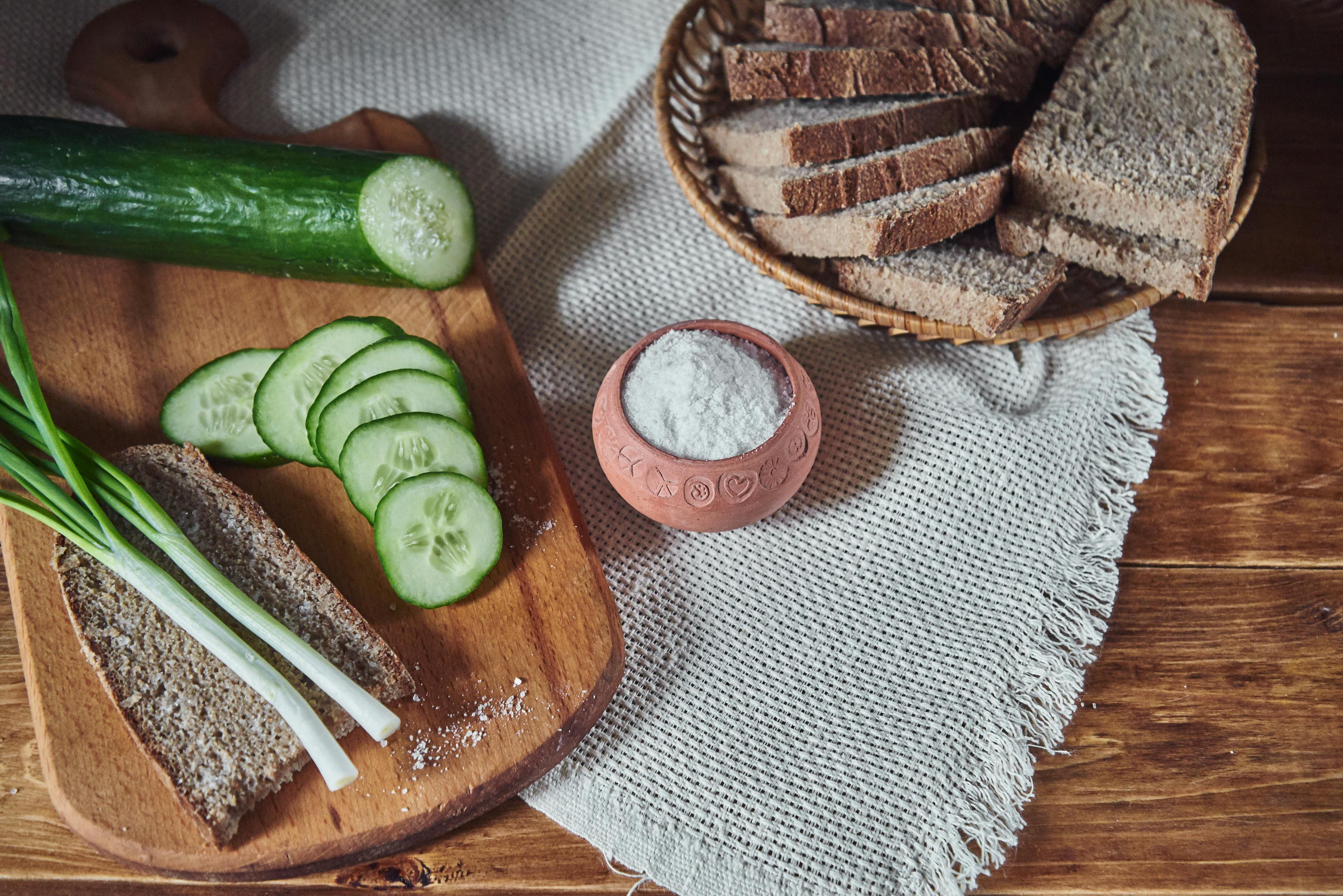 생활 속 소금의 중요성 7가지와 건강한 섭취 관리법