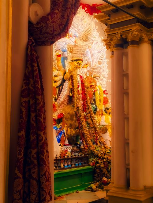 Free Elegant idol of Goddess Durga during festival in Kolkata, India reflecting cultural traditions. Stock Photo