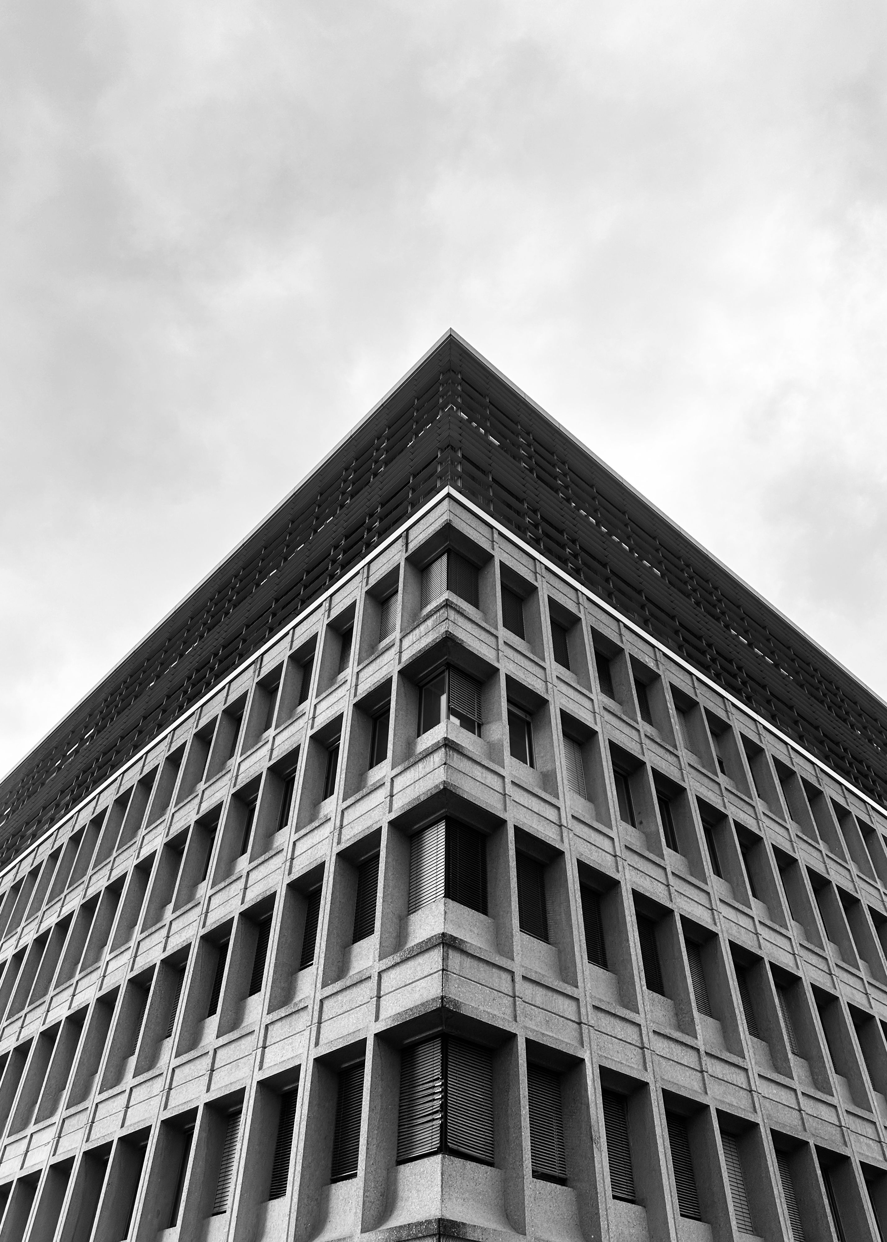 Modern Architectural Building in Geneva · Free Stock Photo