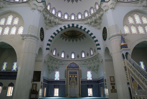 Free Majestic view of the Kocatepe Mosque's interior showcasing Islamic architecture in Ankara, Turkey. Stock Photo