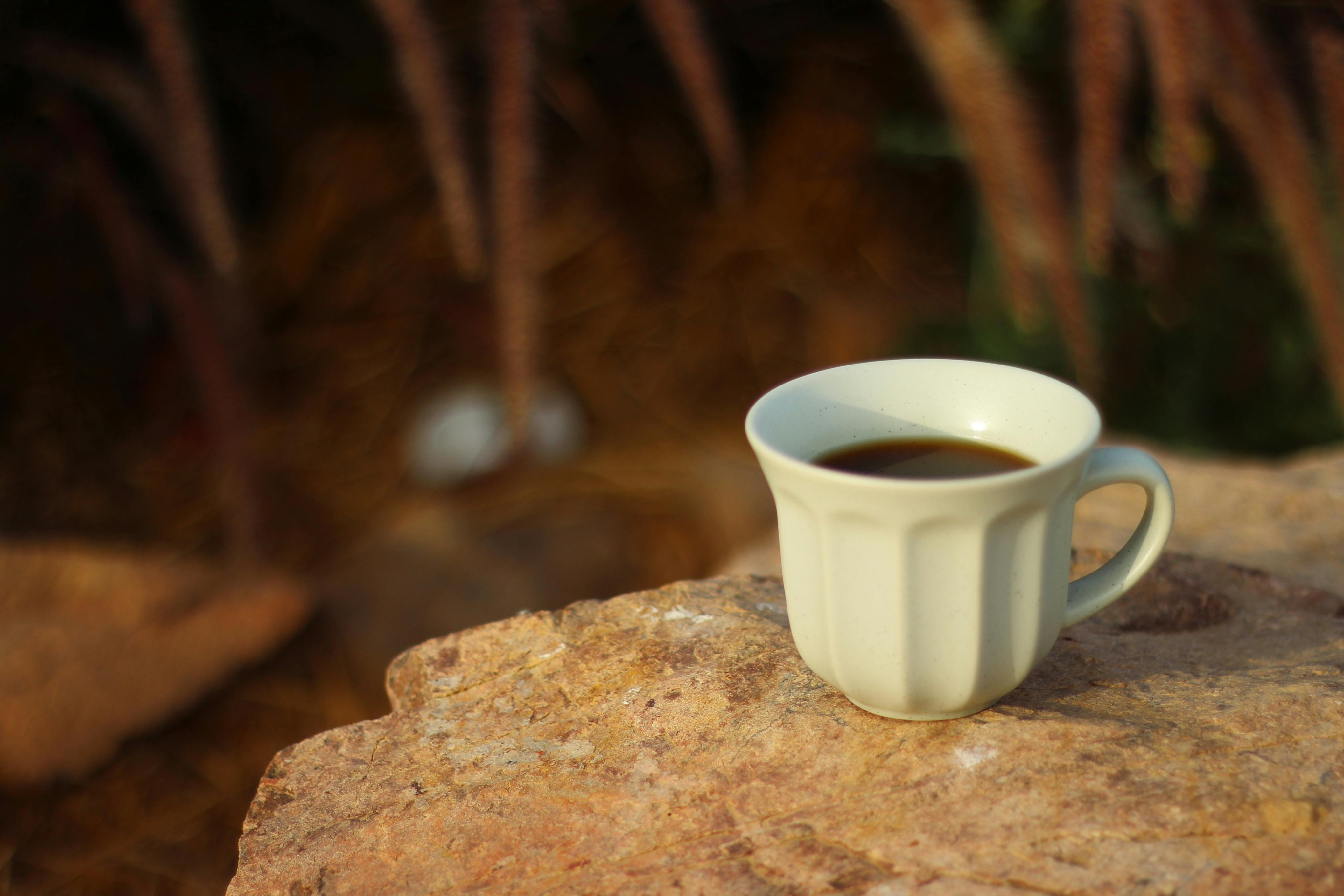 Morning Coffee: Hedge fund gardening leave and the $100m+ job offer. Deutsche Bank's richest ex-trader passed over by Google 