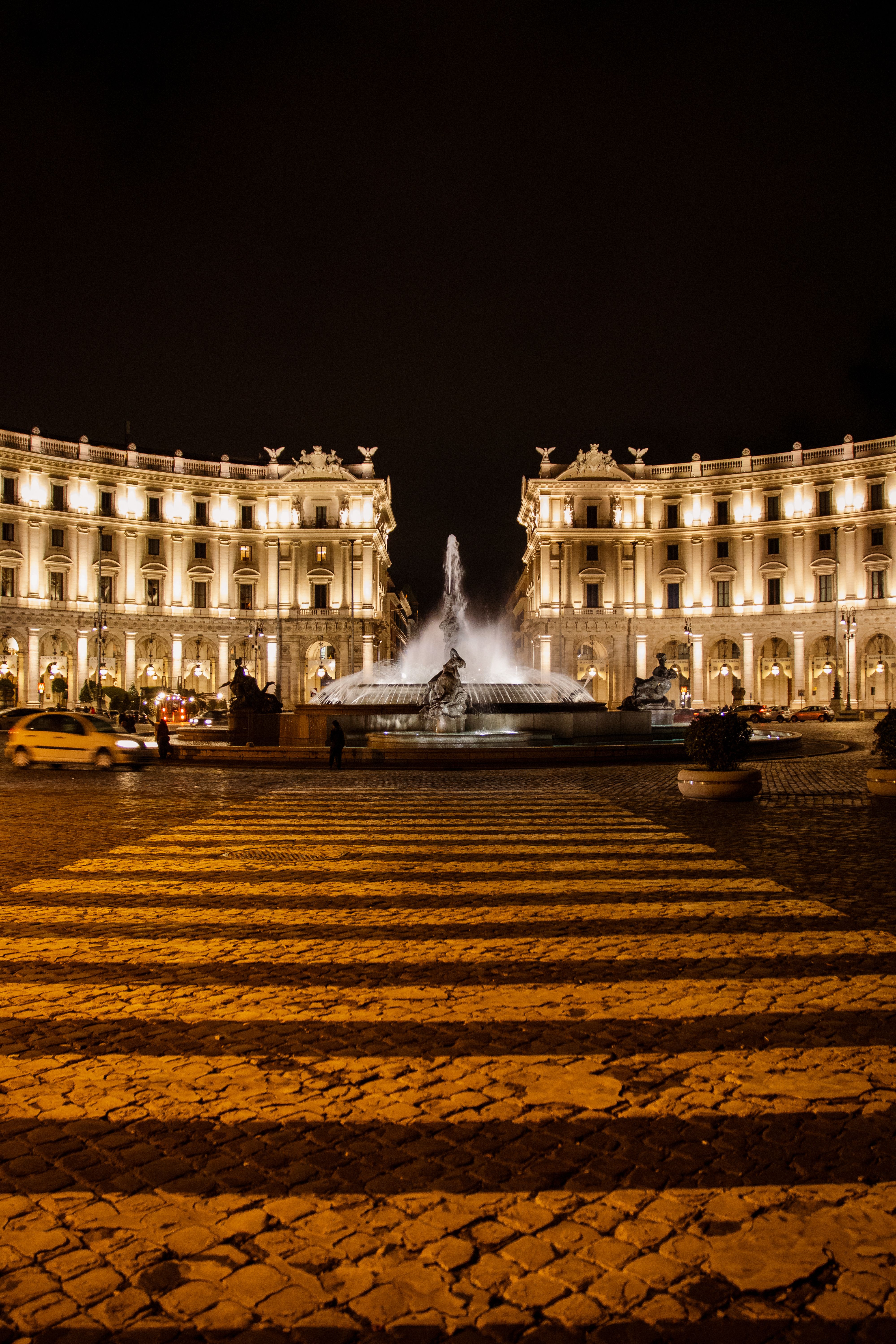 Majestic Night View of Piazza della Repubblica in Rome · Free Stock Photo
