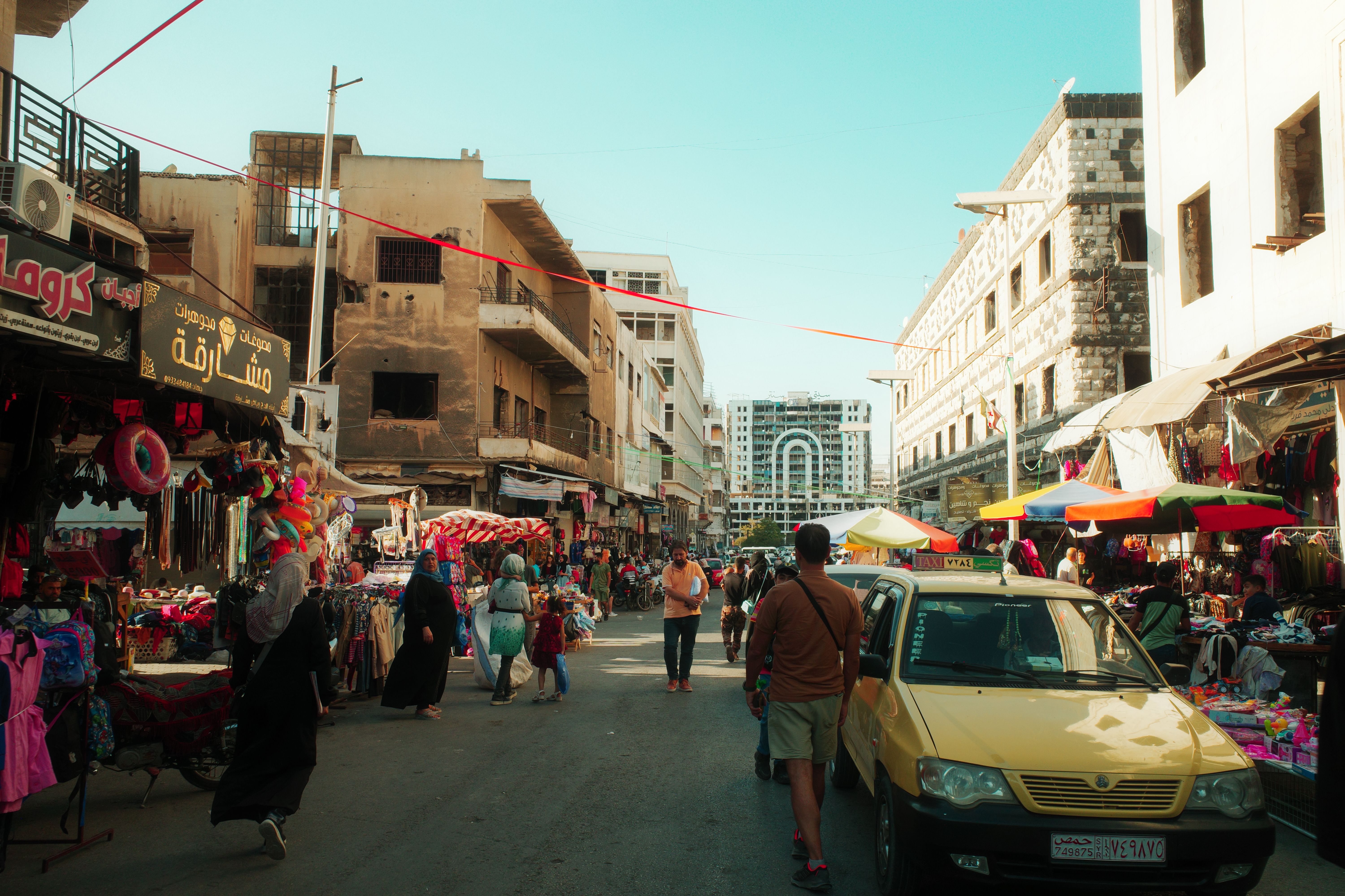 Bustling Market Street in Homs, Syria · Free Stock Photo