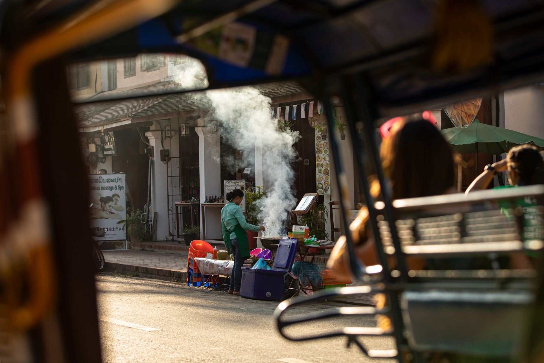 Street Vendors Leverage Video Algorithms To Fuel Physical Lines and Brand Equity