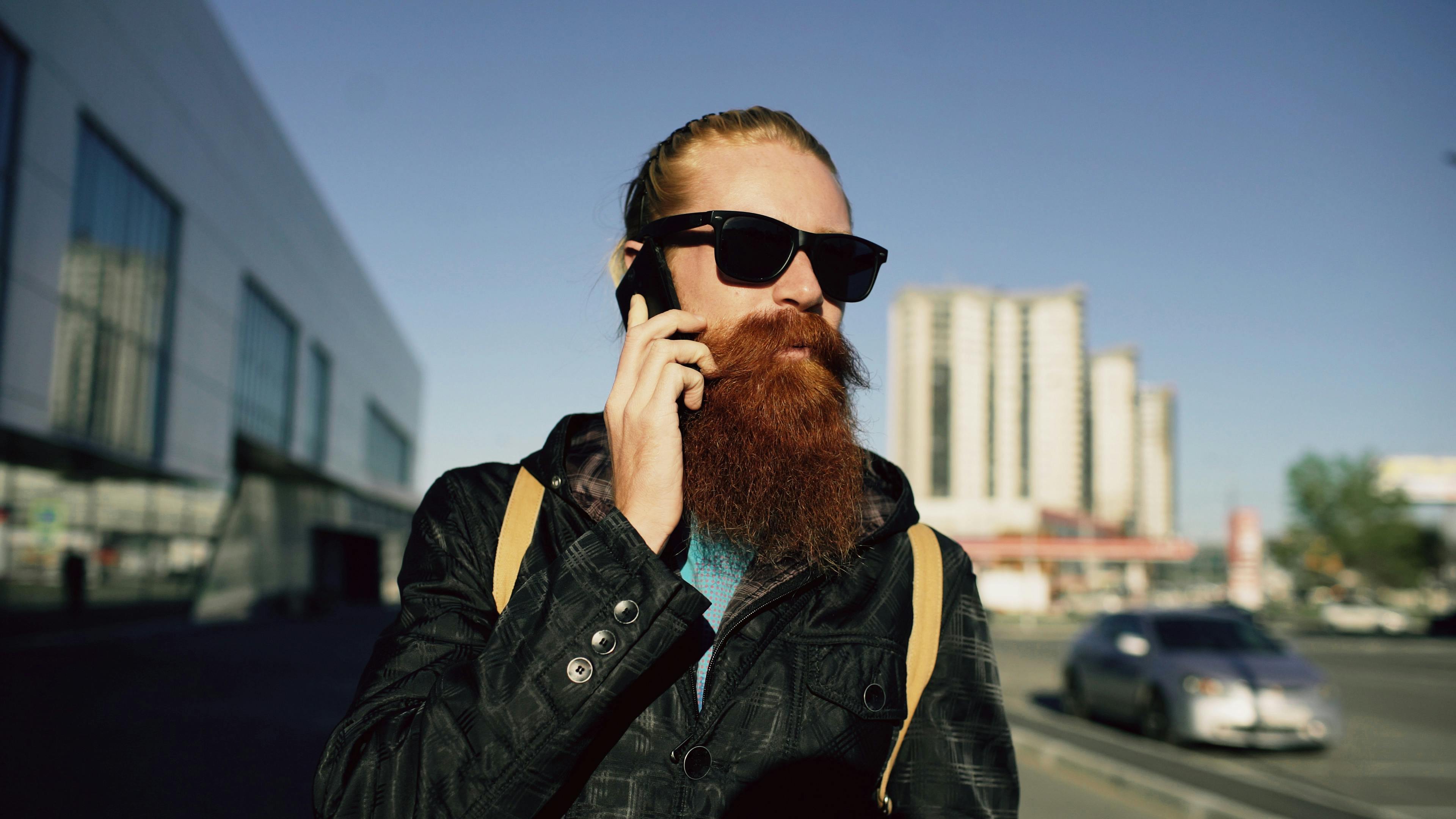 general lifestyle shop phone number — Photo by Vitaly Gariev on Pexels