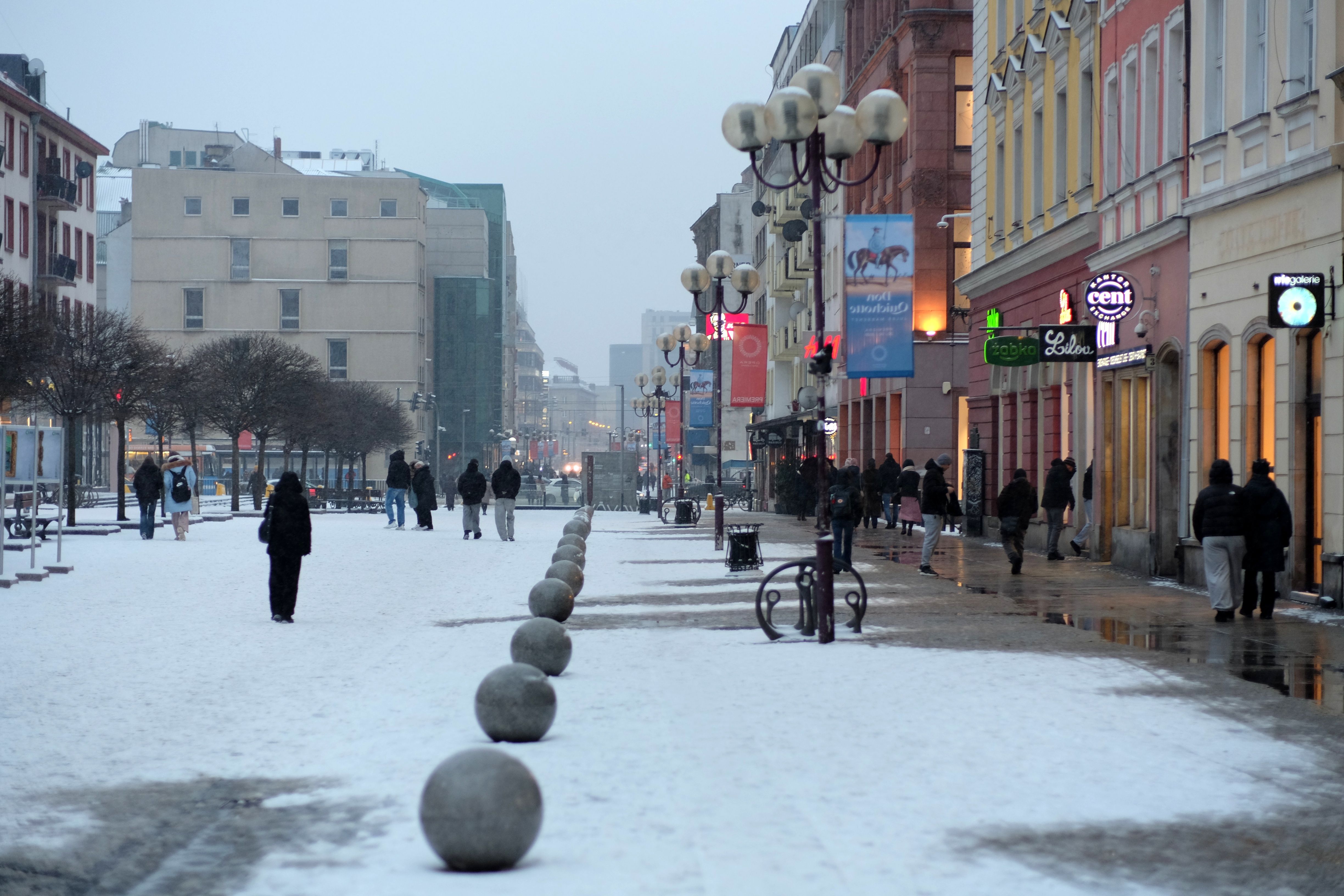 Winter Urban Street with Snow and People Walking · Free Stock Photo