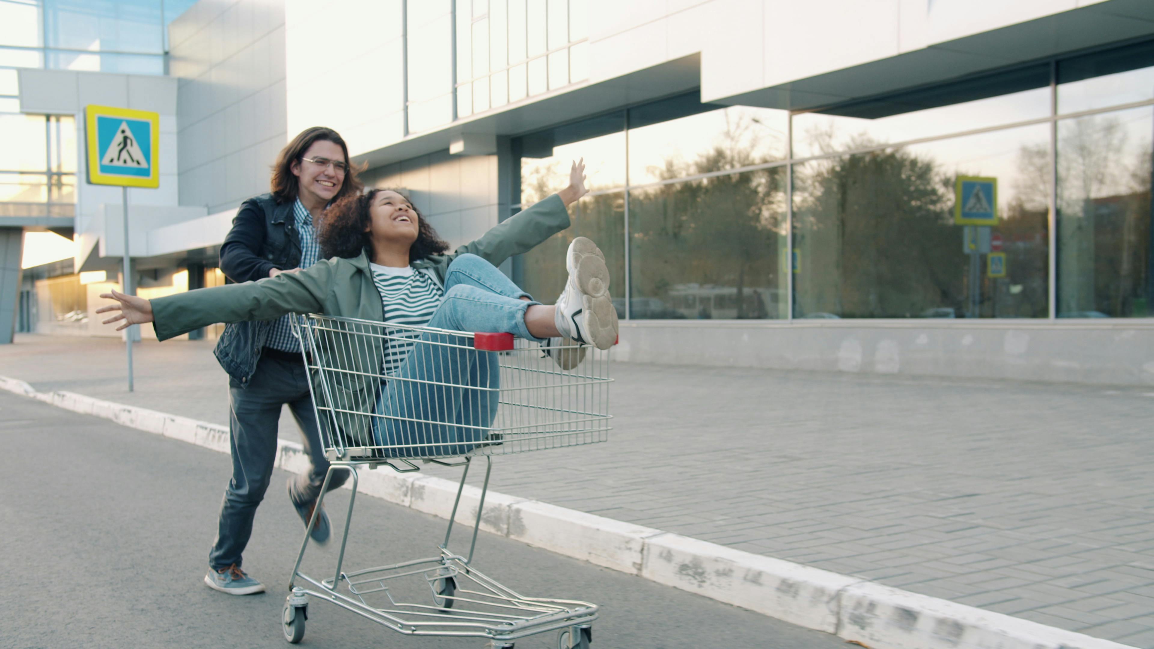 Young adults’ priorities in motion: balancing sustainable mobility with urban demands — Photo by Vitaly Gariev on Pexels