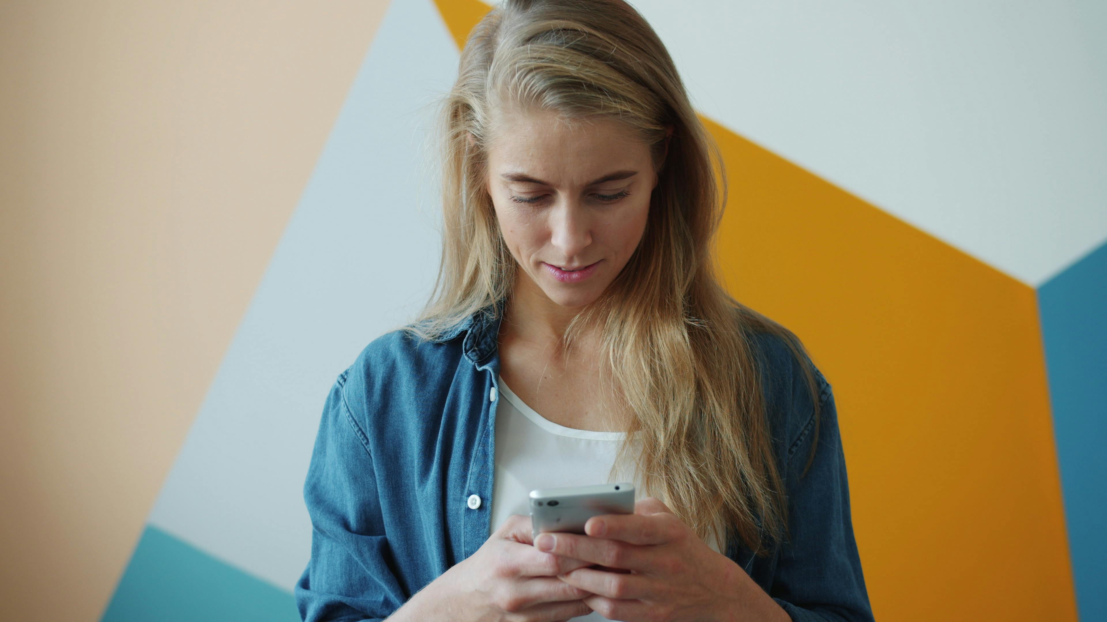 The Best Language Learning App Depends on Your Learning Style — Photo by Vitaly Gariev on Pexels