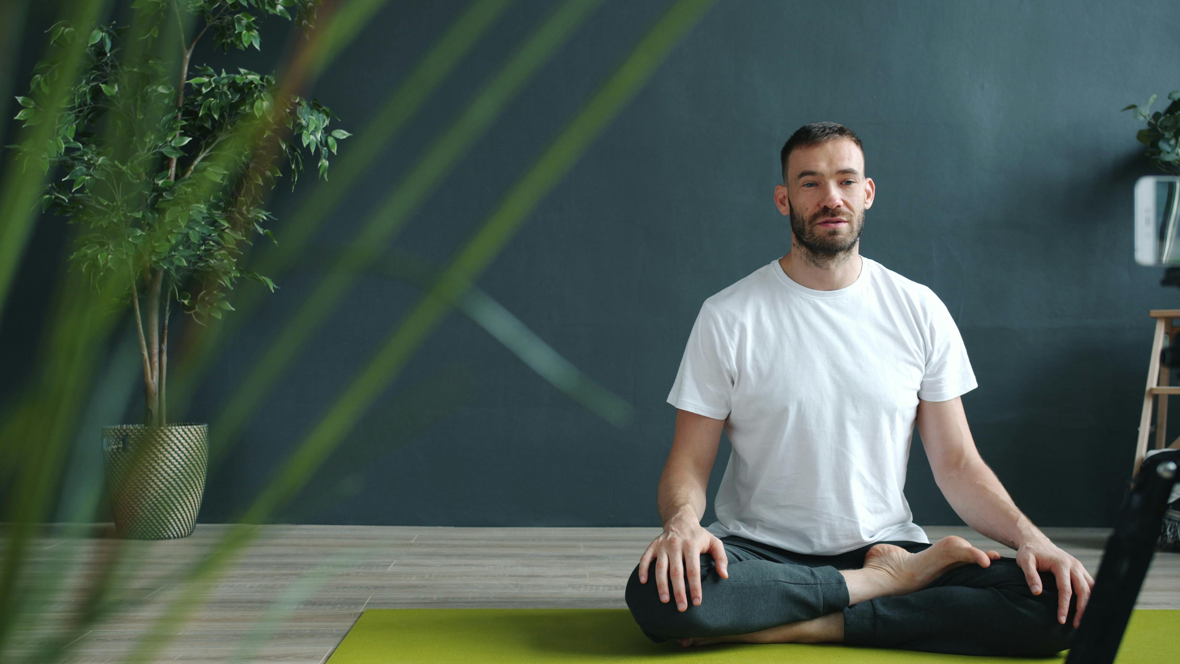 Android mental health apps with 14.7M installs filled with security flaws — Photo by Vitaly Gariev on Pexels