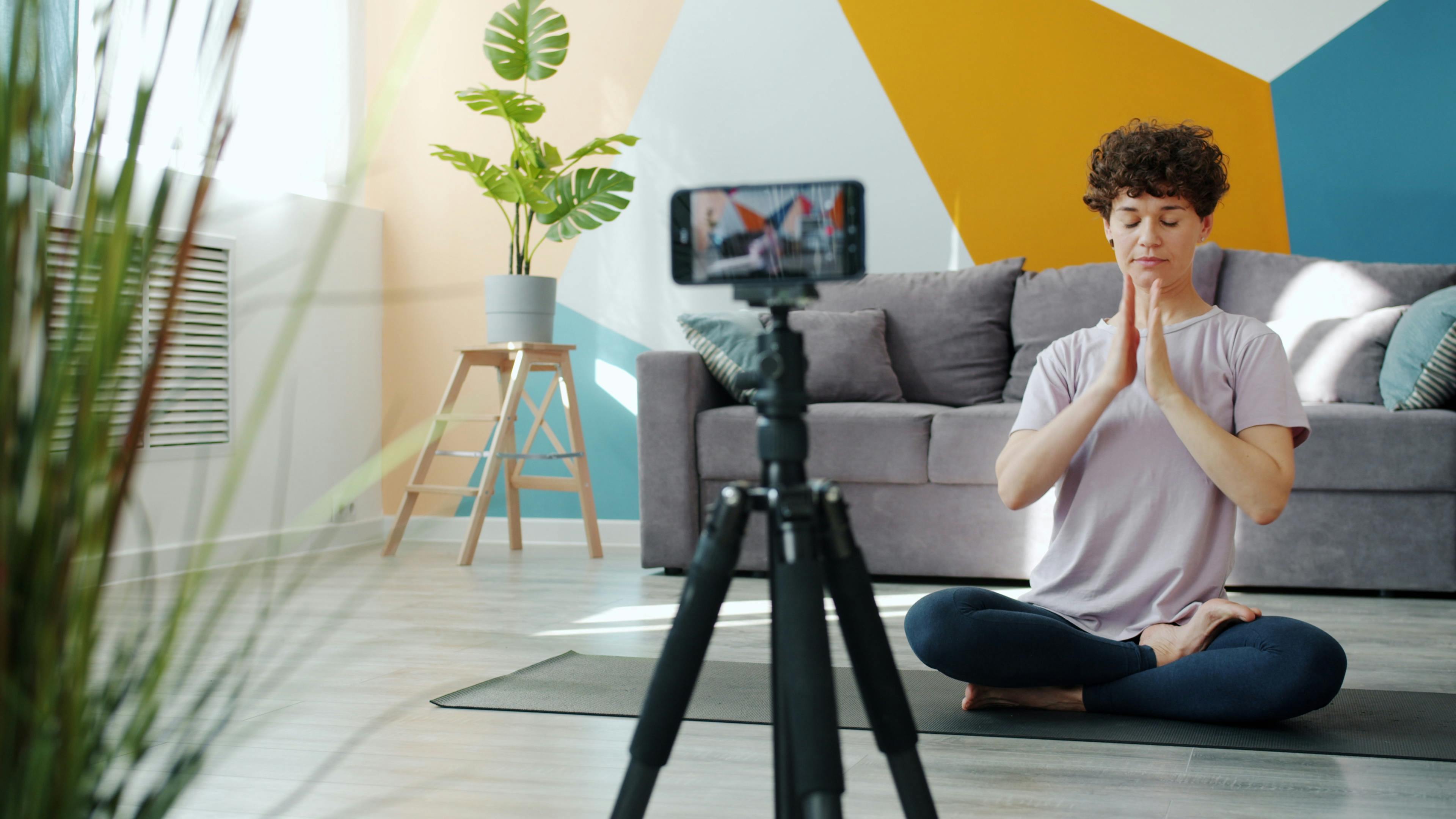 When mental health apps become worry engines: how digital ‘care’ can hijack our anxieties — Photo by Vitaly Gariev on Pexels