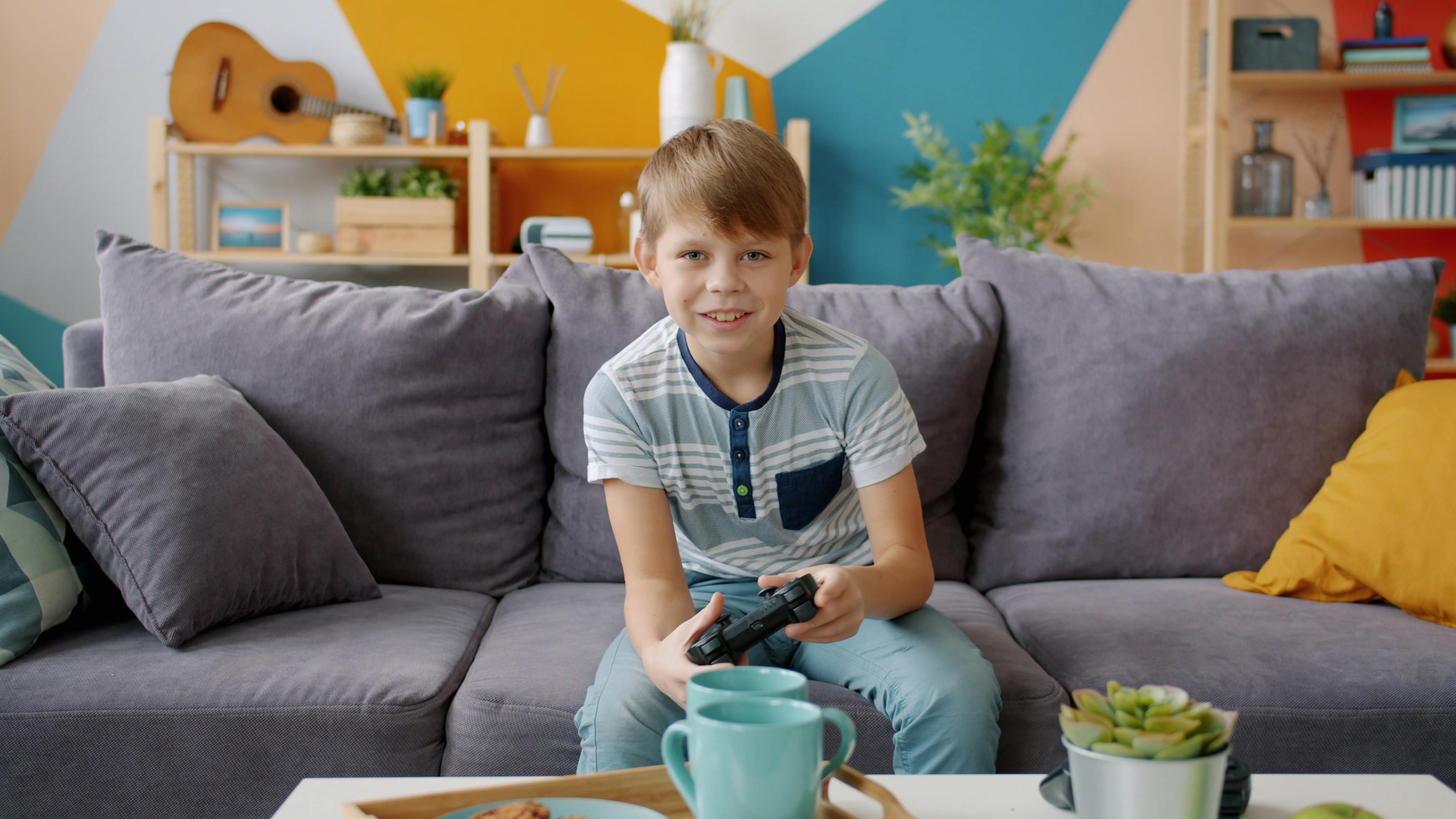 Atari teases the Gamestation Go, a retro gaming handheld, ahead of CES 2025 - The Shortcut — Photo by Vitaly Gariev on Pexels