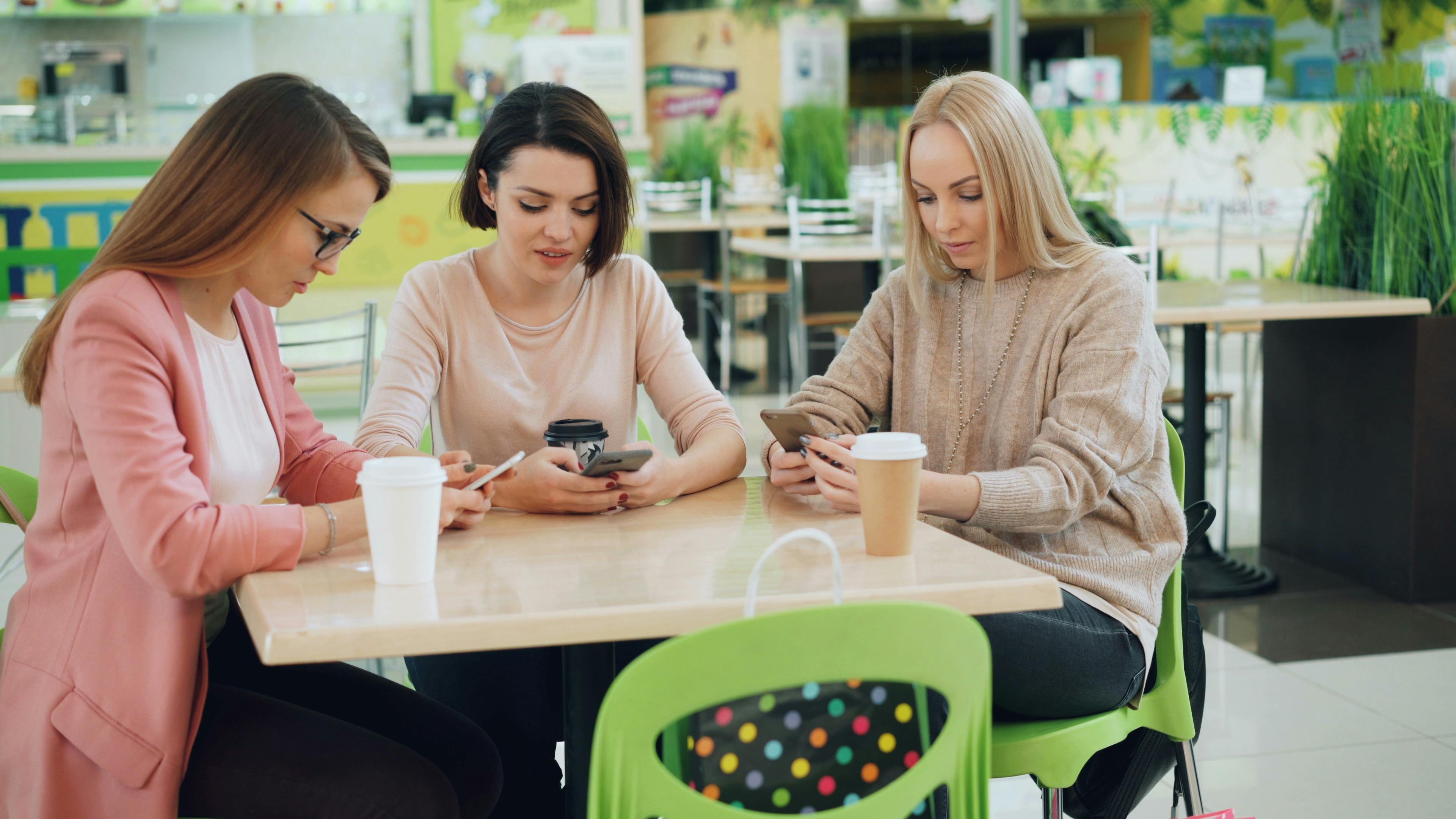 Leveraging social insights and technology to meet changing consumer behaviours — Photo by Vitaly Gariev on Pexels