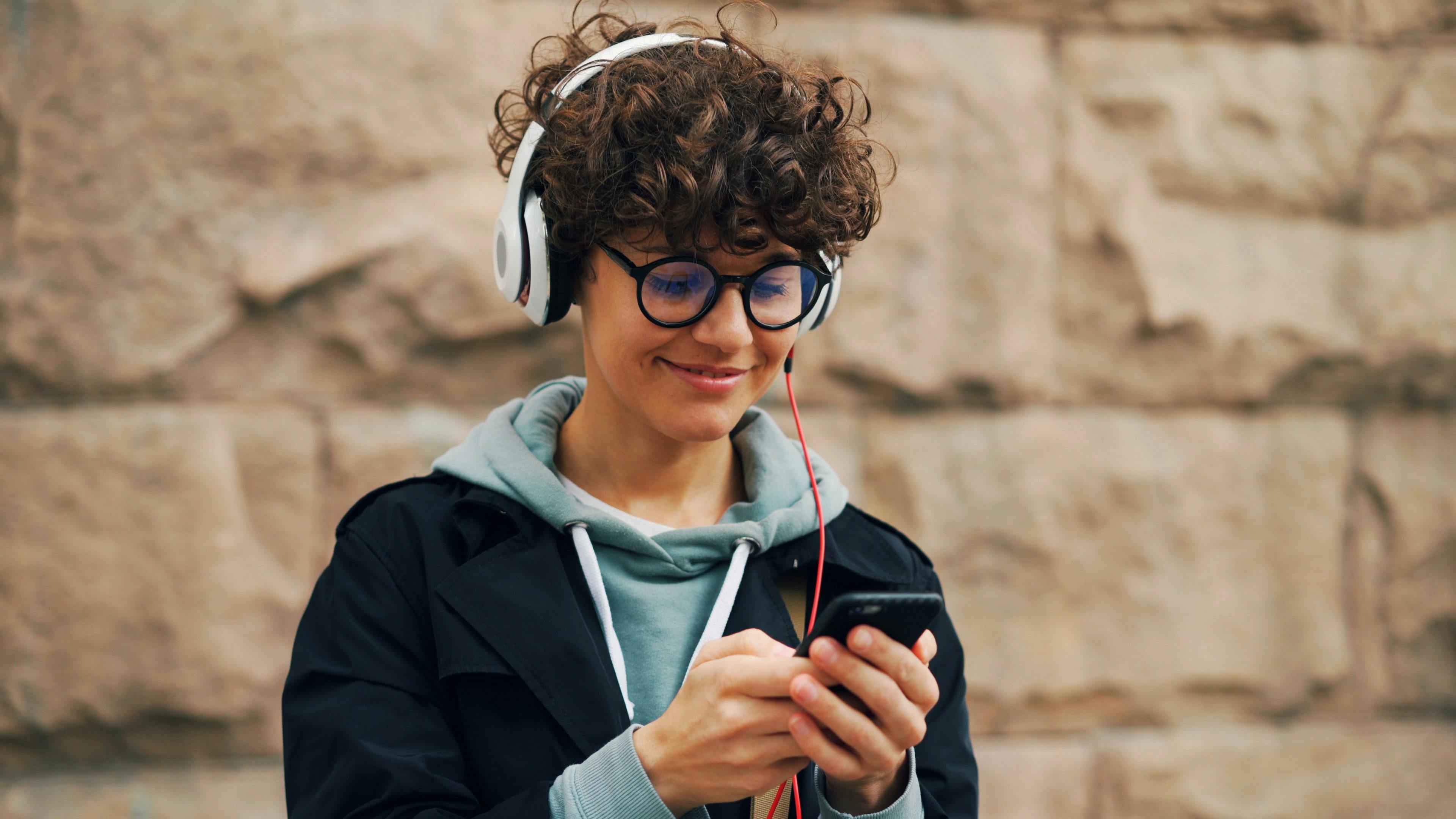 Millennials and Gen Z are skipping out on life insurance, report finds - Fortune — Photo by Vitaly Gariev on Pexels