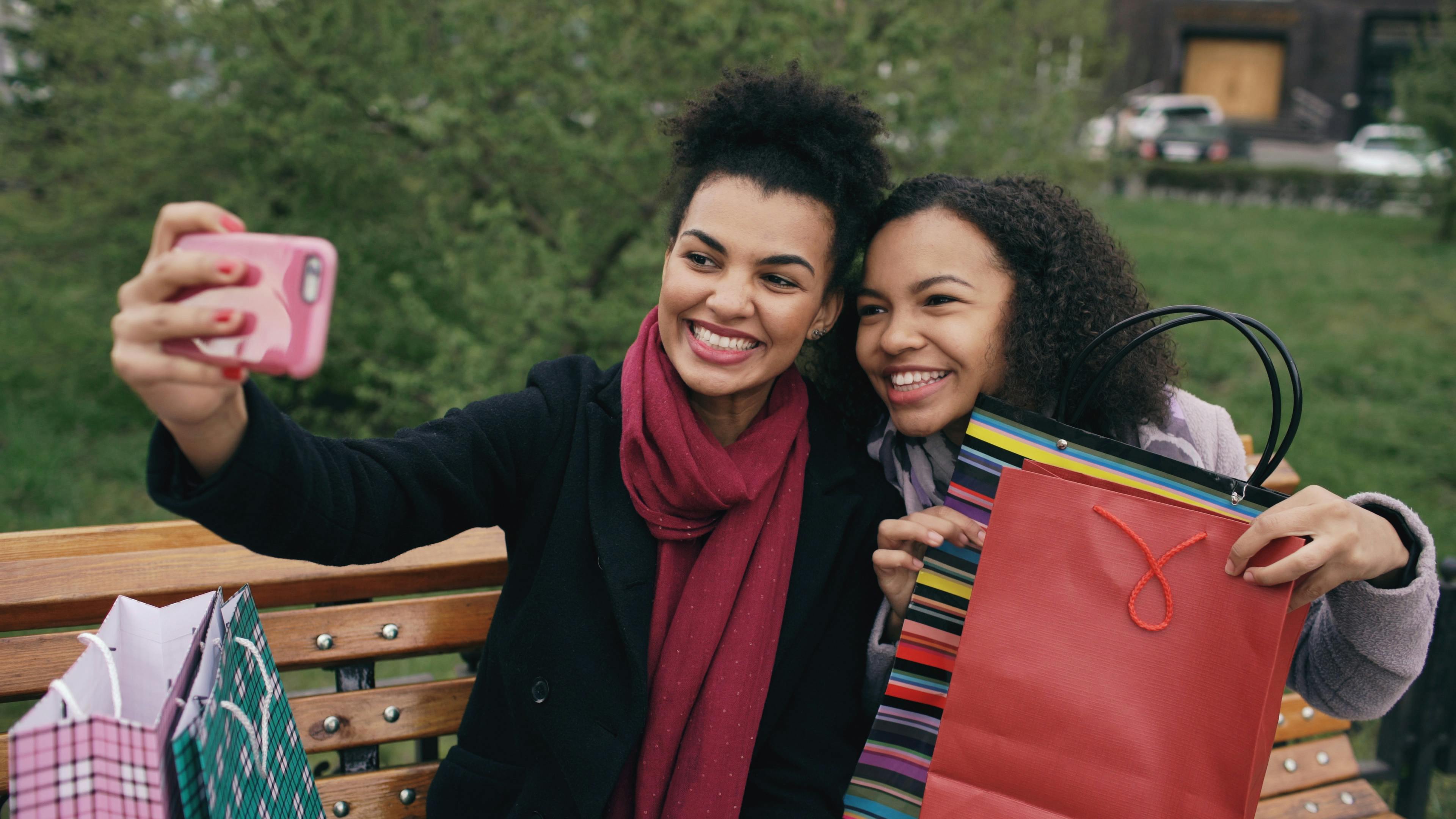 USAA Cashback Rewards Plus Credit Card review: A cash back card for active-duty military members — Photo by Vitaly Gariev on 