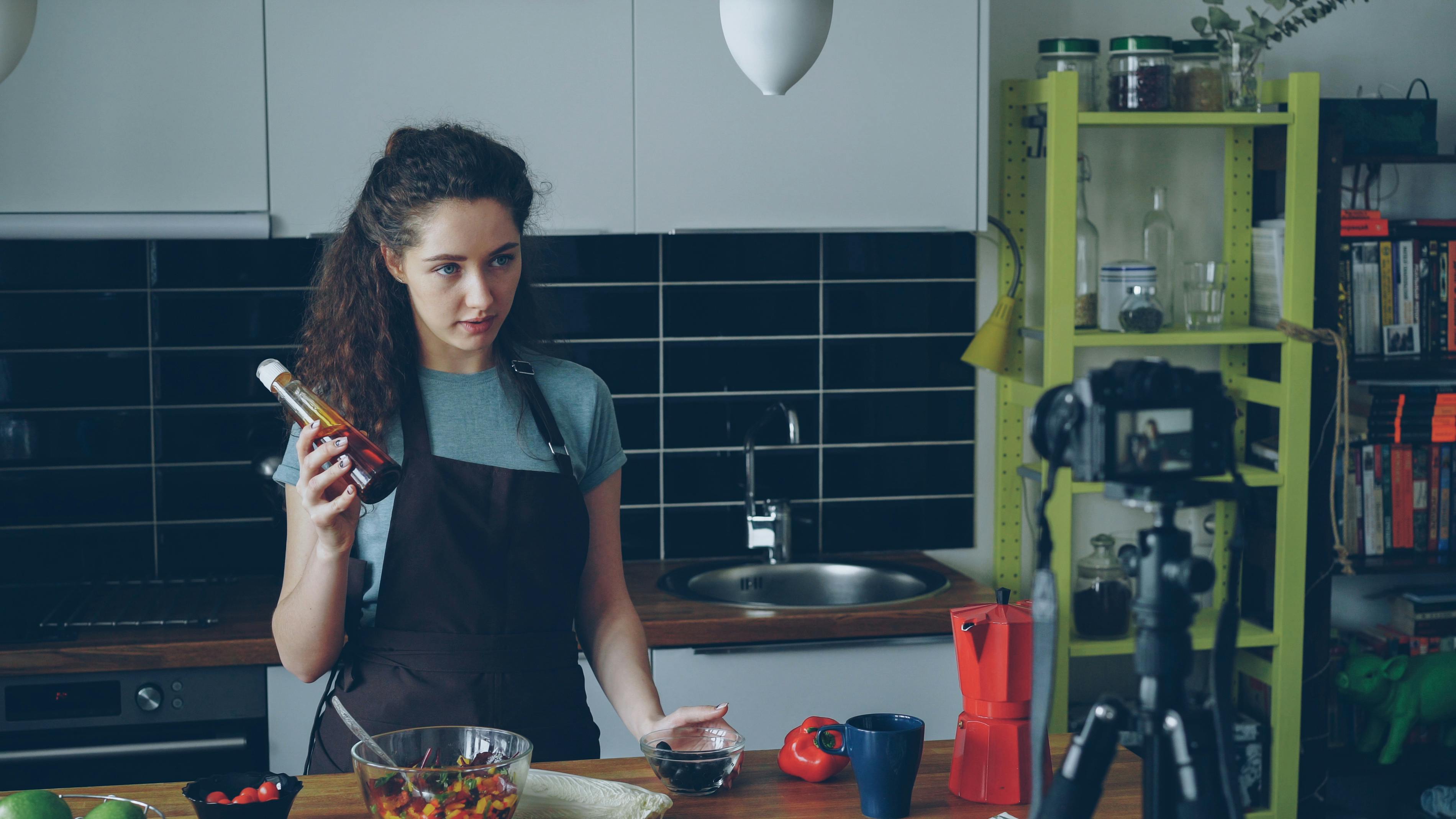 For Neurodivergent Cooks, Kitchen Hacks Are Lifelines — Photo by Vitaly Gariev on Pexels