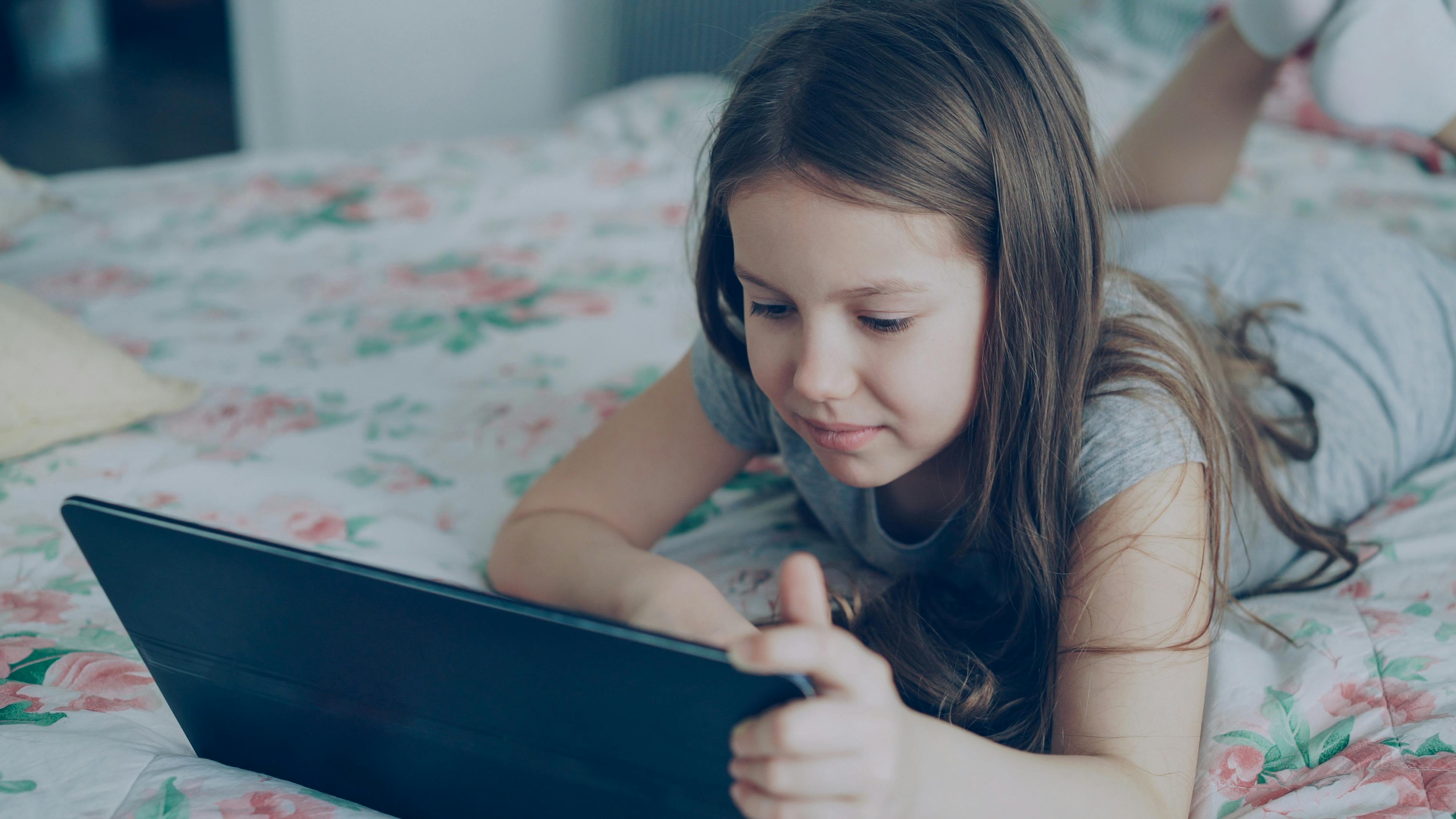 Study finds digital therapy app improves student mental health — Photo by Vitaly Gariev on Pexels