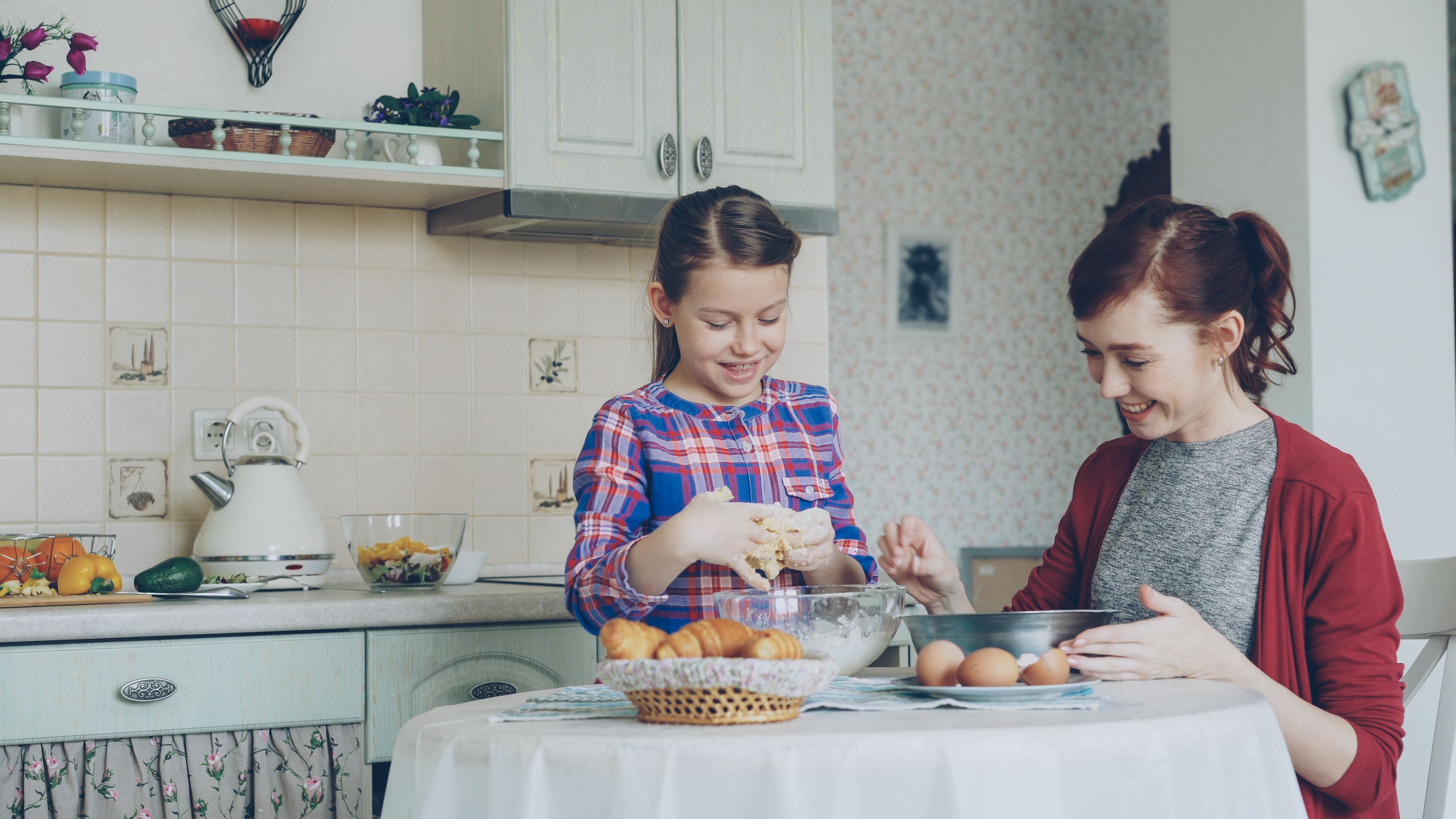 Think Kid-Friendly Dinners Can’t Be Healthy? These 17 Recipes Will Change Your Mind — Photo by Vitaly Gariev on Pexels