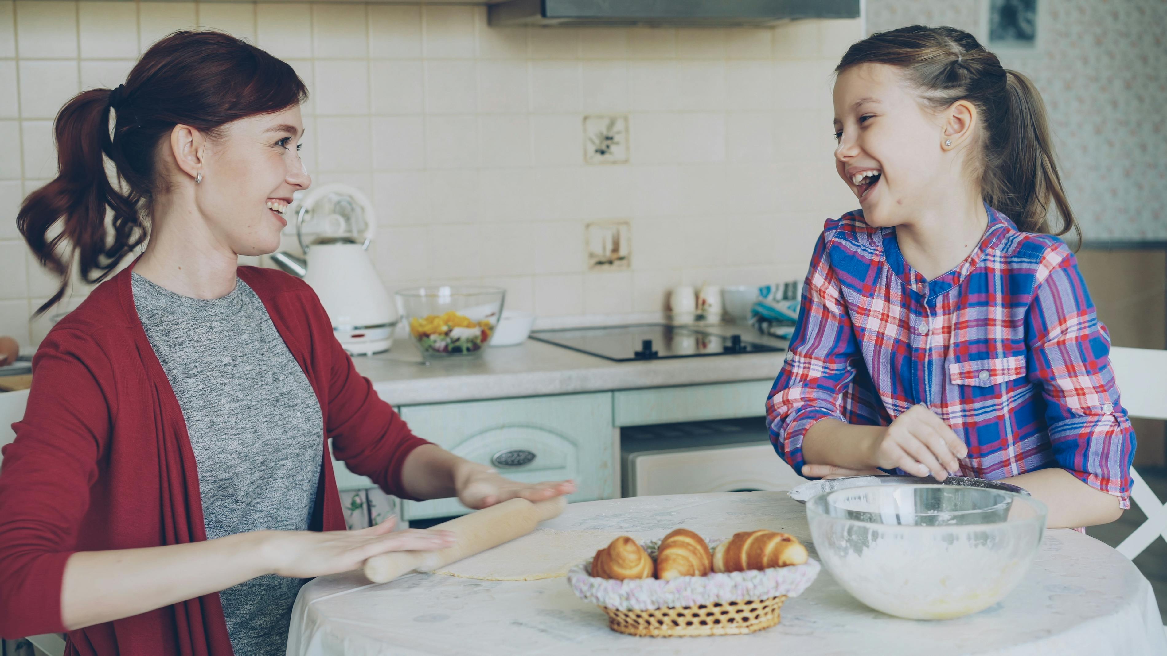 home cooking budget-friendly recipes — Photo by Vitaly Gariev on Pexels