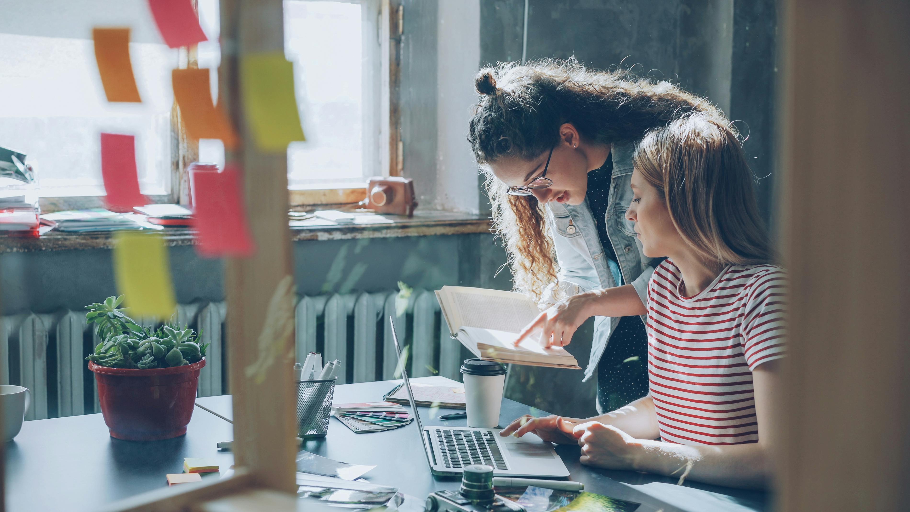 Top 11 Small Business Technology Trends — Photo by Vitaly Gariev on Pexels