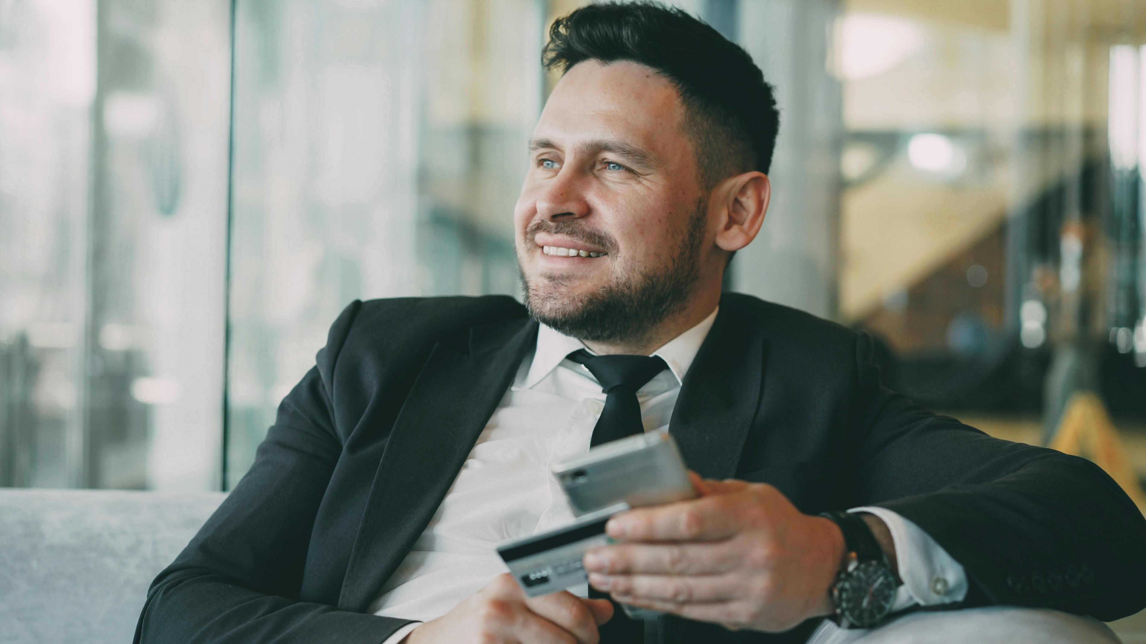 The 10 Best Business Intelligence Certifications Online for 2026 — Photo by Vitaly Gariev on Pexels