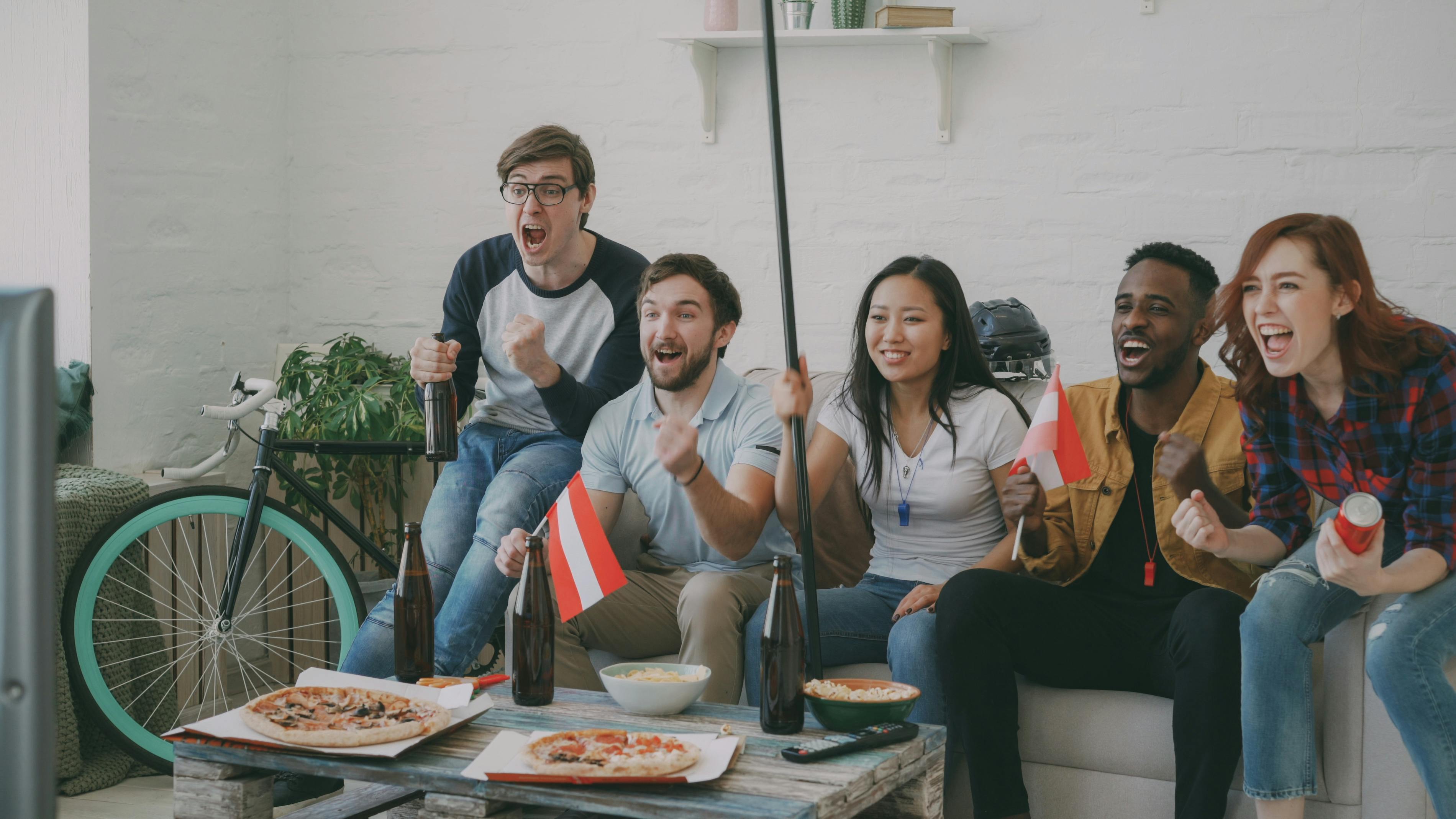 Hub: Live Sports Streaming Access Confusing Consumers — Photo by Vitaly Gariev on Pexels
