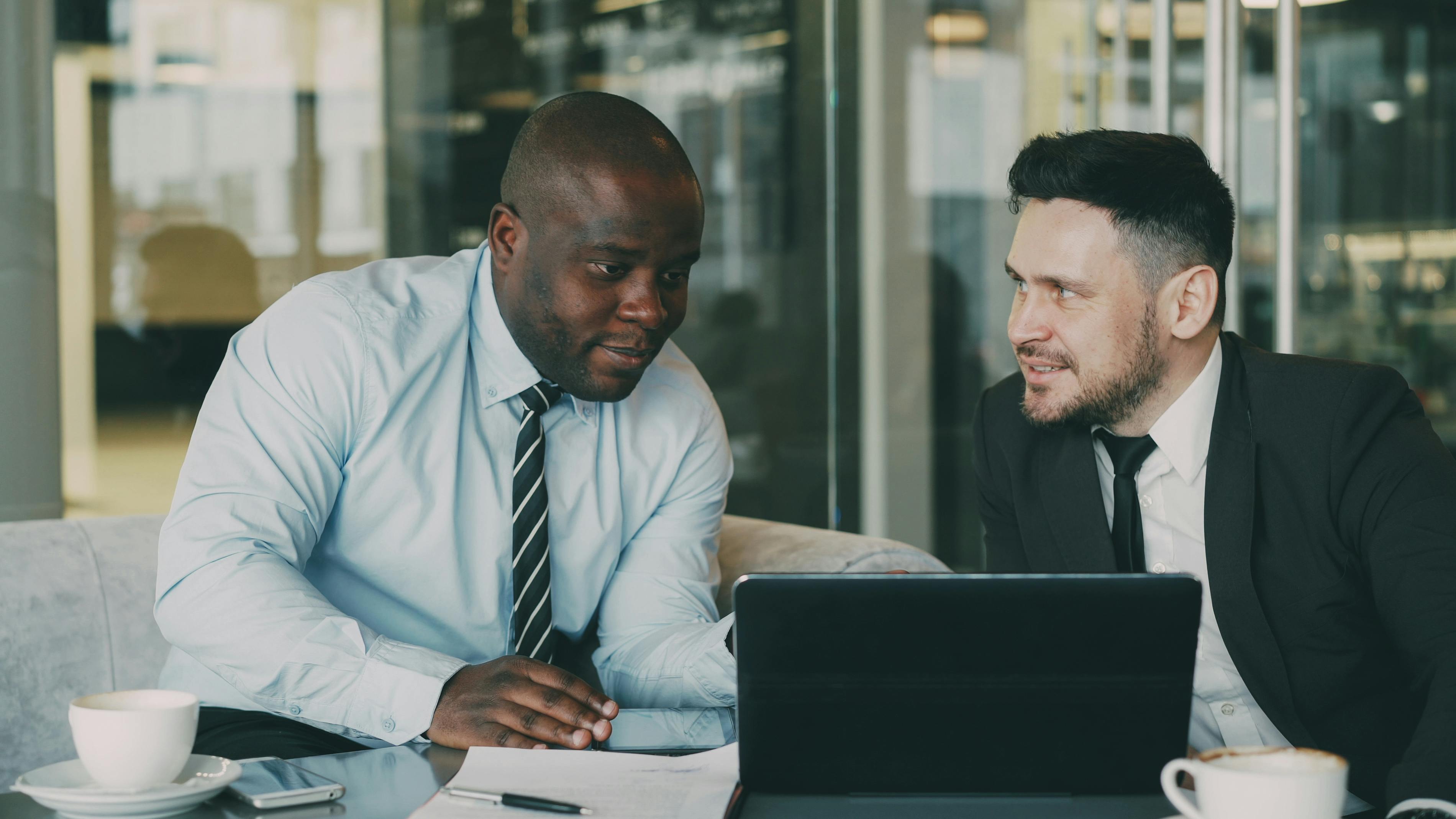 Personal Finance and AI: How to Use AI for Budgeting &amp; Saving — Photo by Vitaly Gariev on Pexels