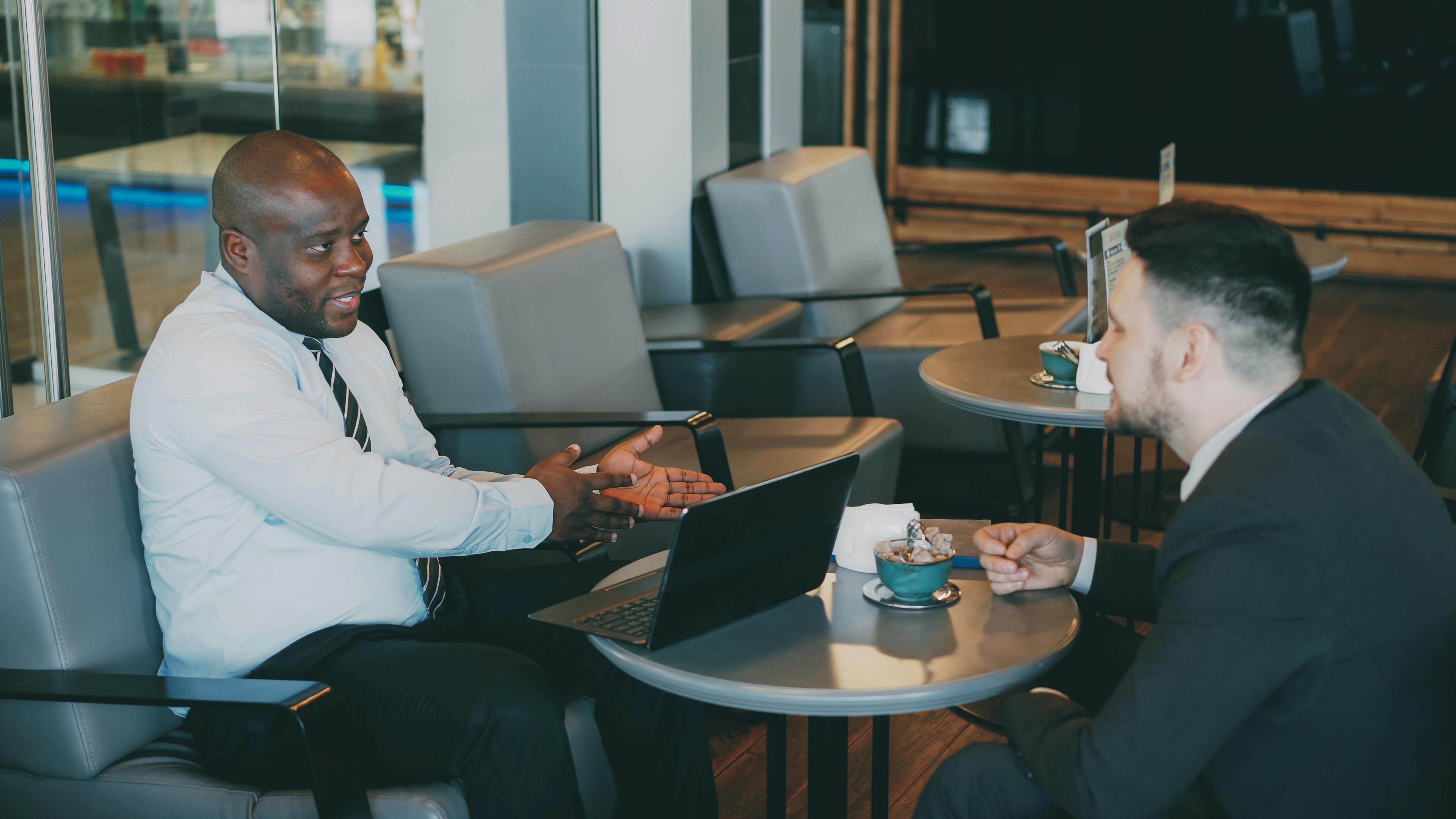 HR Business Partners are Key for Today’s Aviation needs — Photo by Vitaly Gariev on Pexels