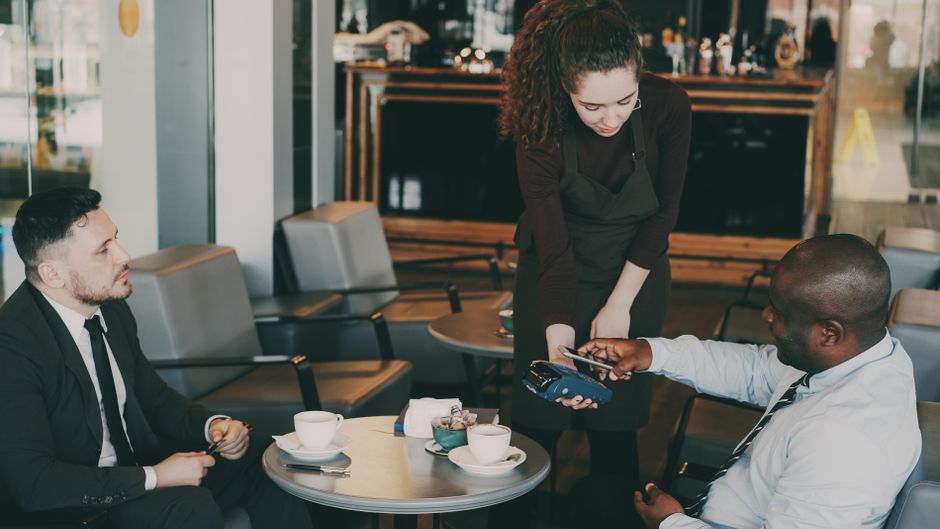 US Hospitality Hiring Slumps as Anticipated World Cup Job Surge Fades