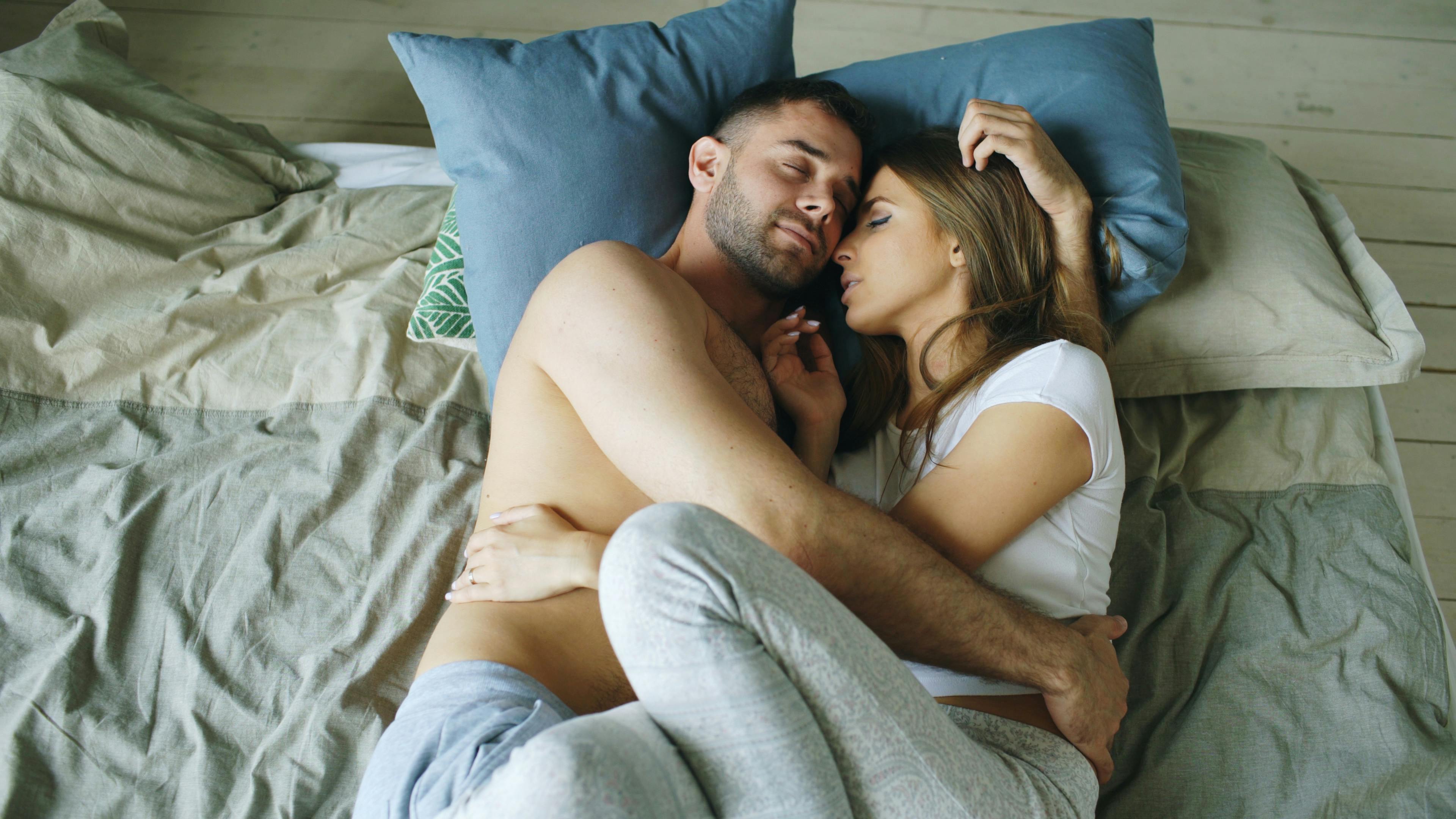 MoonBrew Launches Sleep + Creatine To Support Overnight Muscle Recovery — Photo by Vitaly Gariev on Pexels